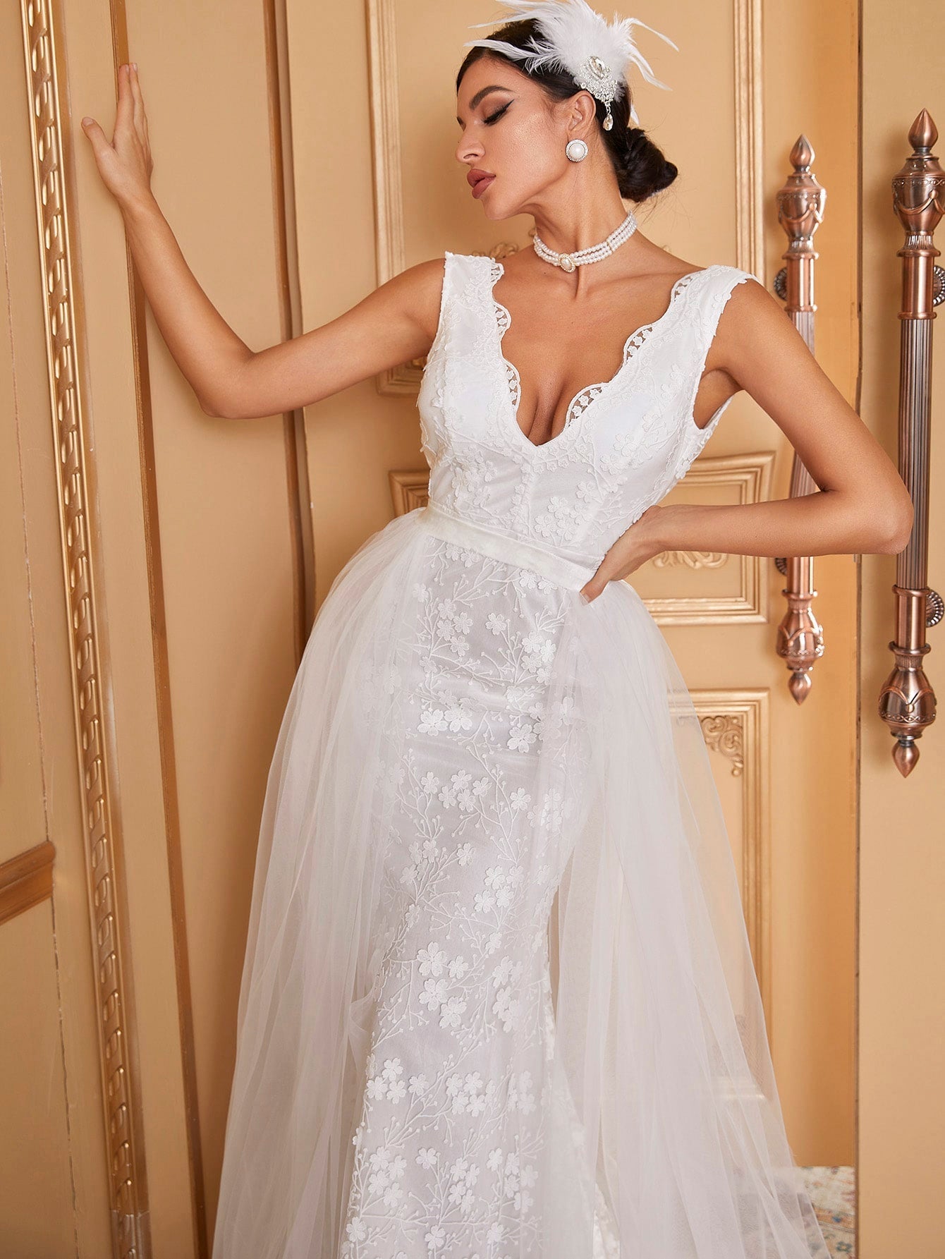 Giffniseti Contrast Mesh Lace Trim Floor Length Wedding Dress