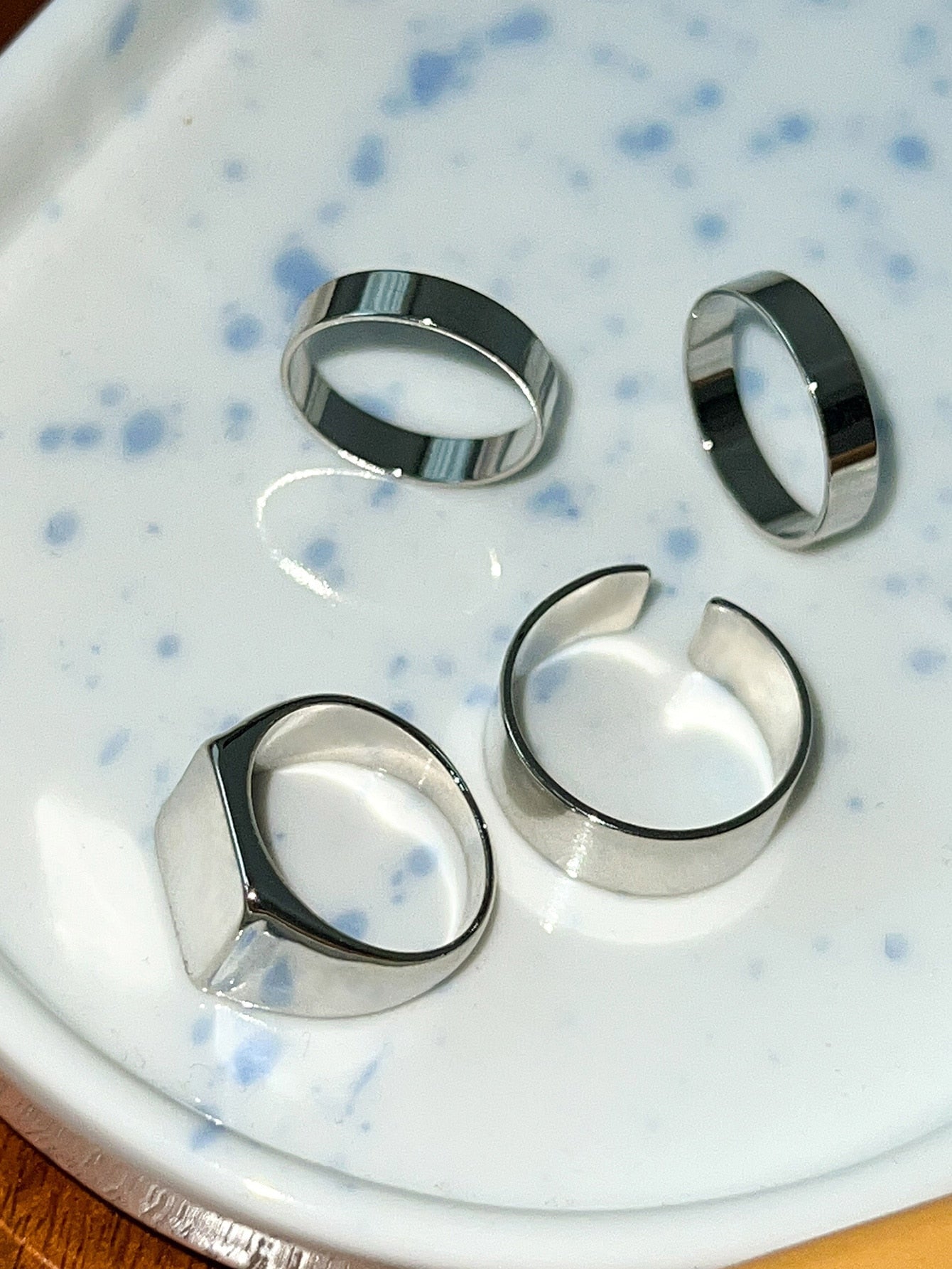 DAZY 4pcs Minimalist Ring