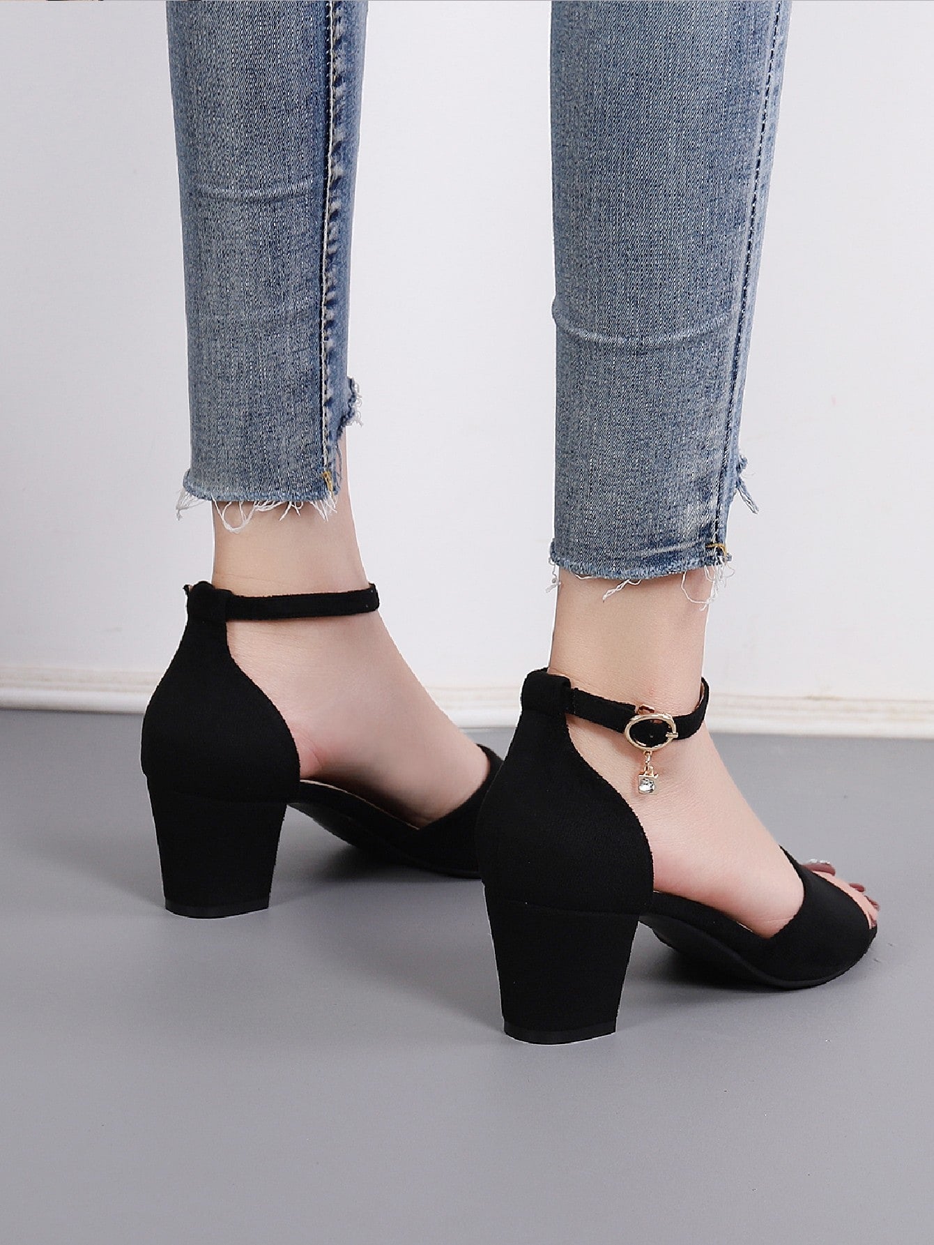 Women Minimalist Chunky Heeled Ankle Strap Sandals, Elegant Black Faux Suede Heeled Sandals