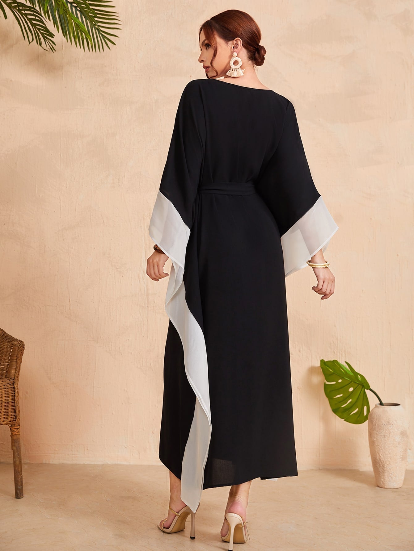 Najma Colorblock Belted Kaftan Dress