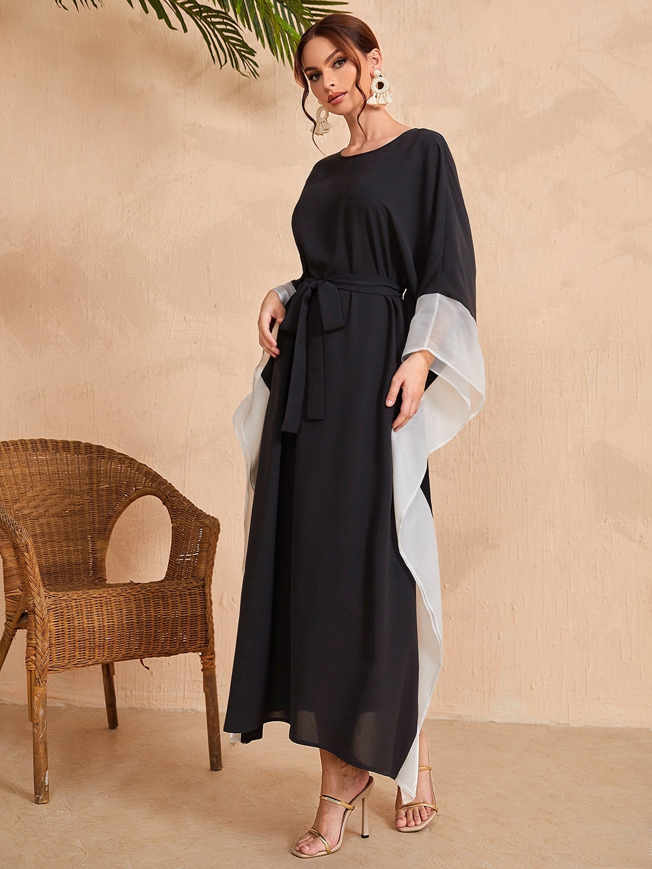 Najma Colorblock Belted Kaftan Dress