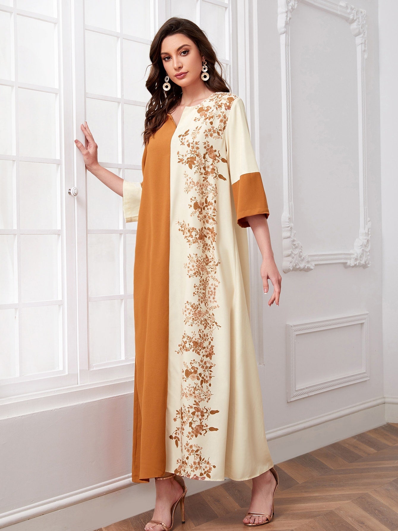 Najma Notched Neck Floral Print Colorblock Kaftan