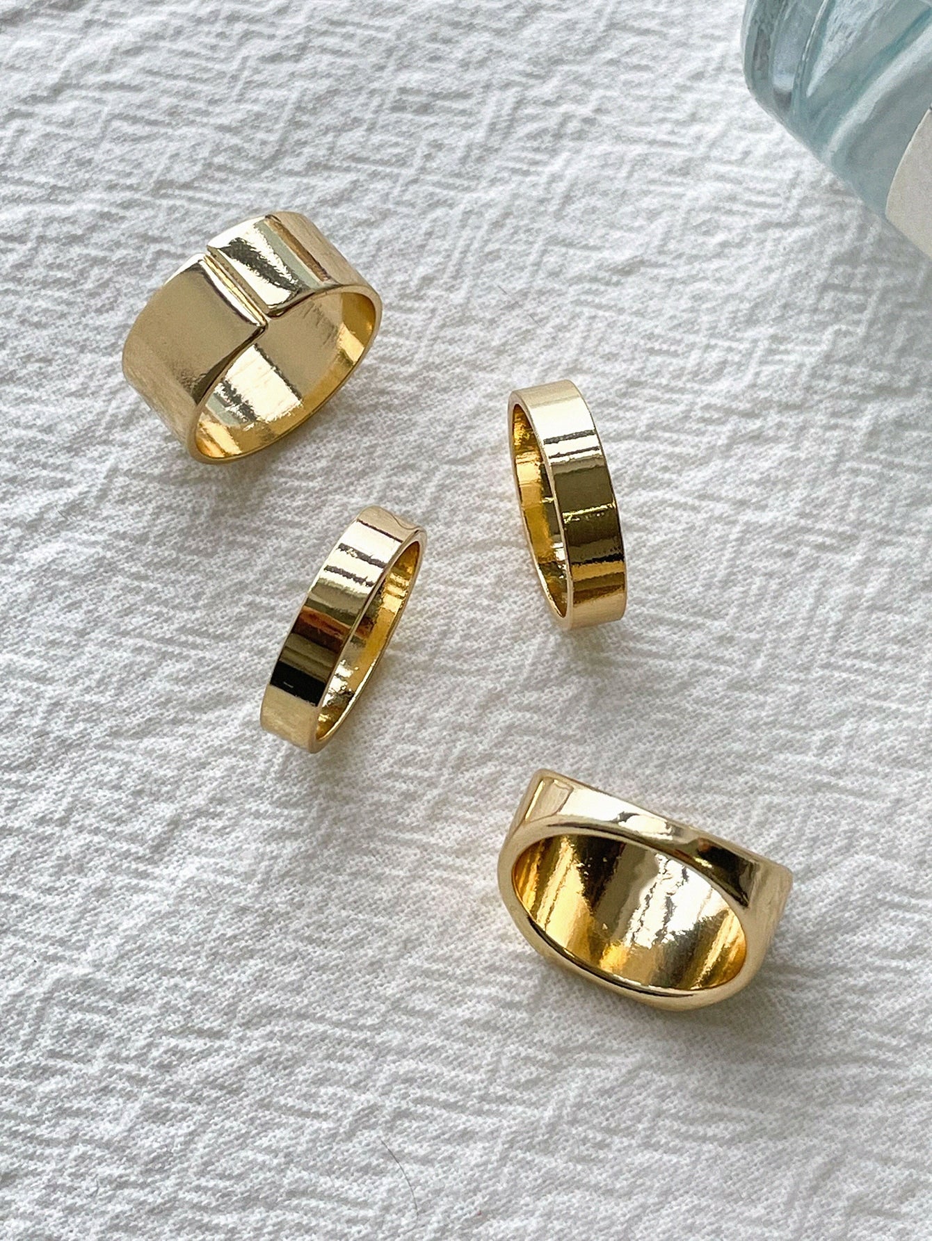 DAZY 4pcs Minimalist Ring