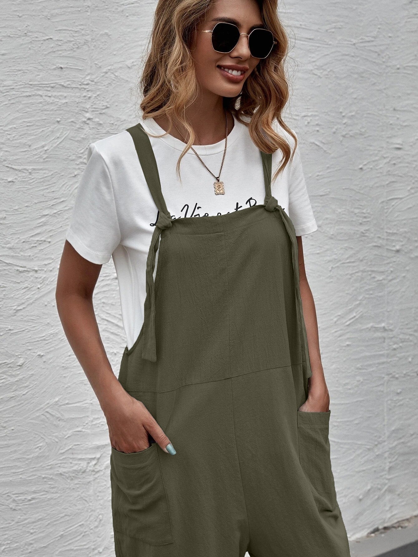 LUNE Solid Dual Pocket Suspender Jumpsuit