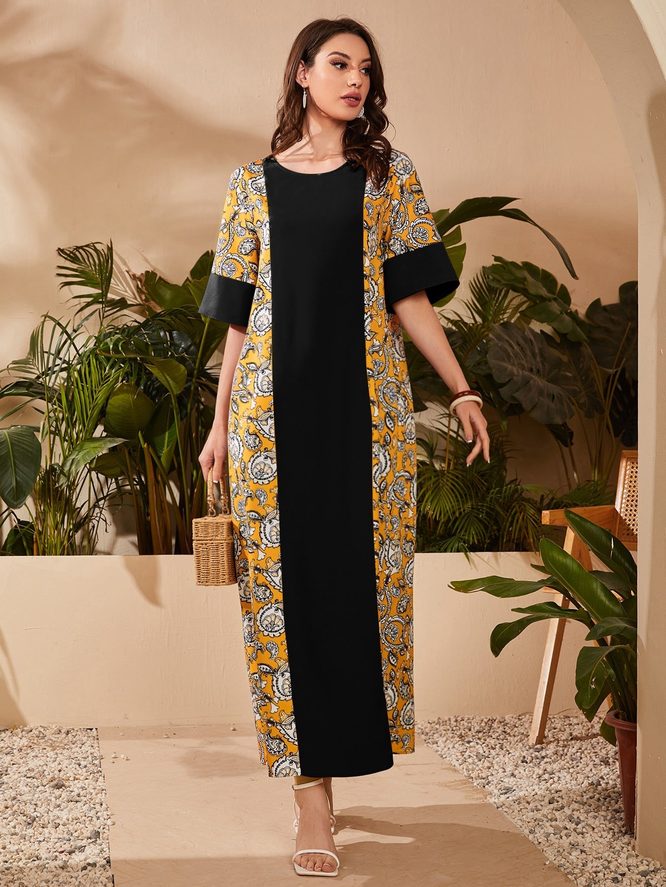 Najma Paisley Print Flounce Sleeve Kaftan