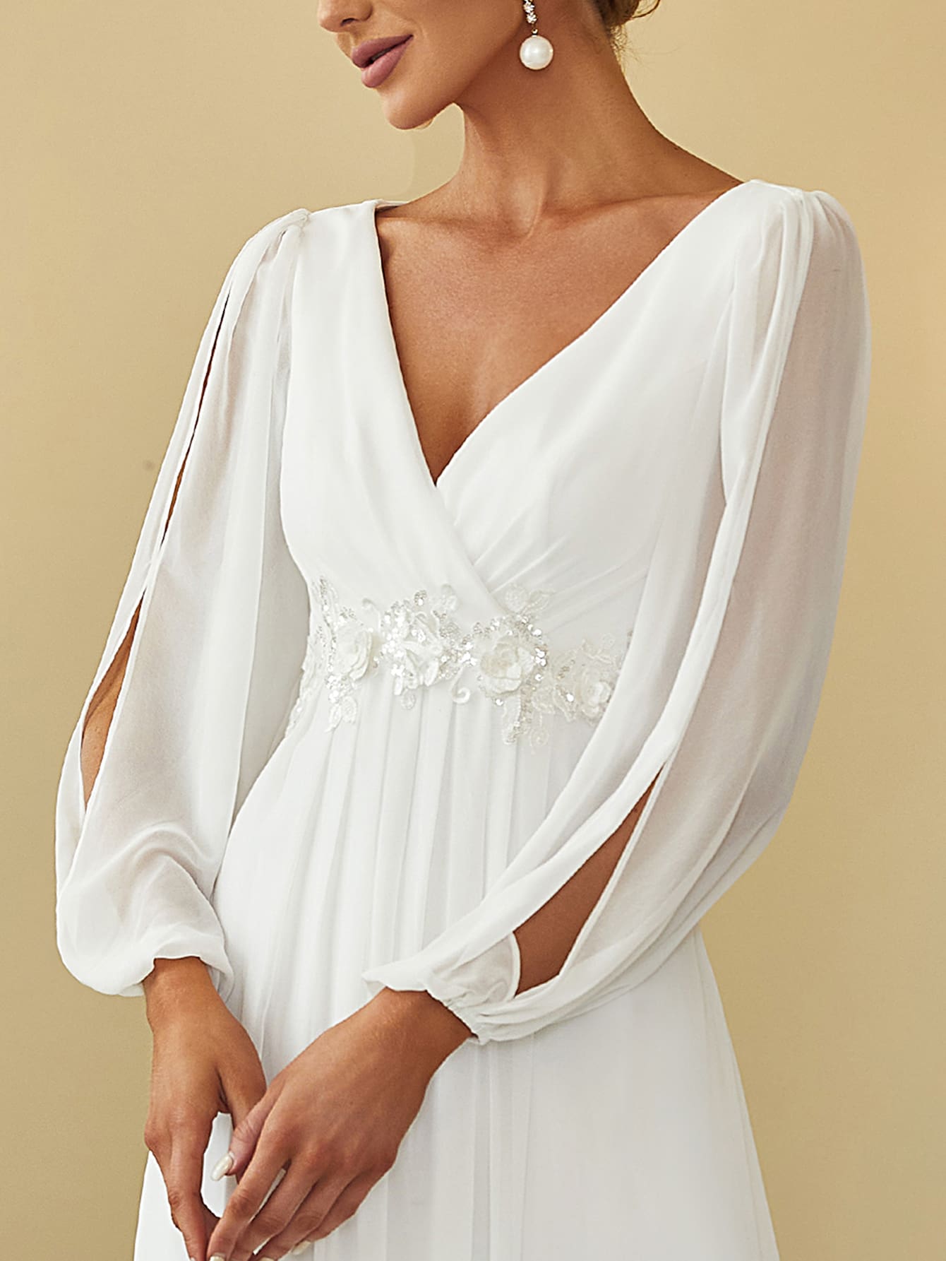 EVER-PRETTY Surplice Neck Split Lantern Sleeve Applique Detail Dress