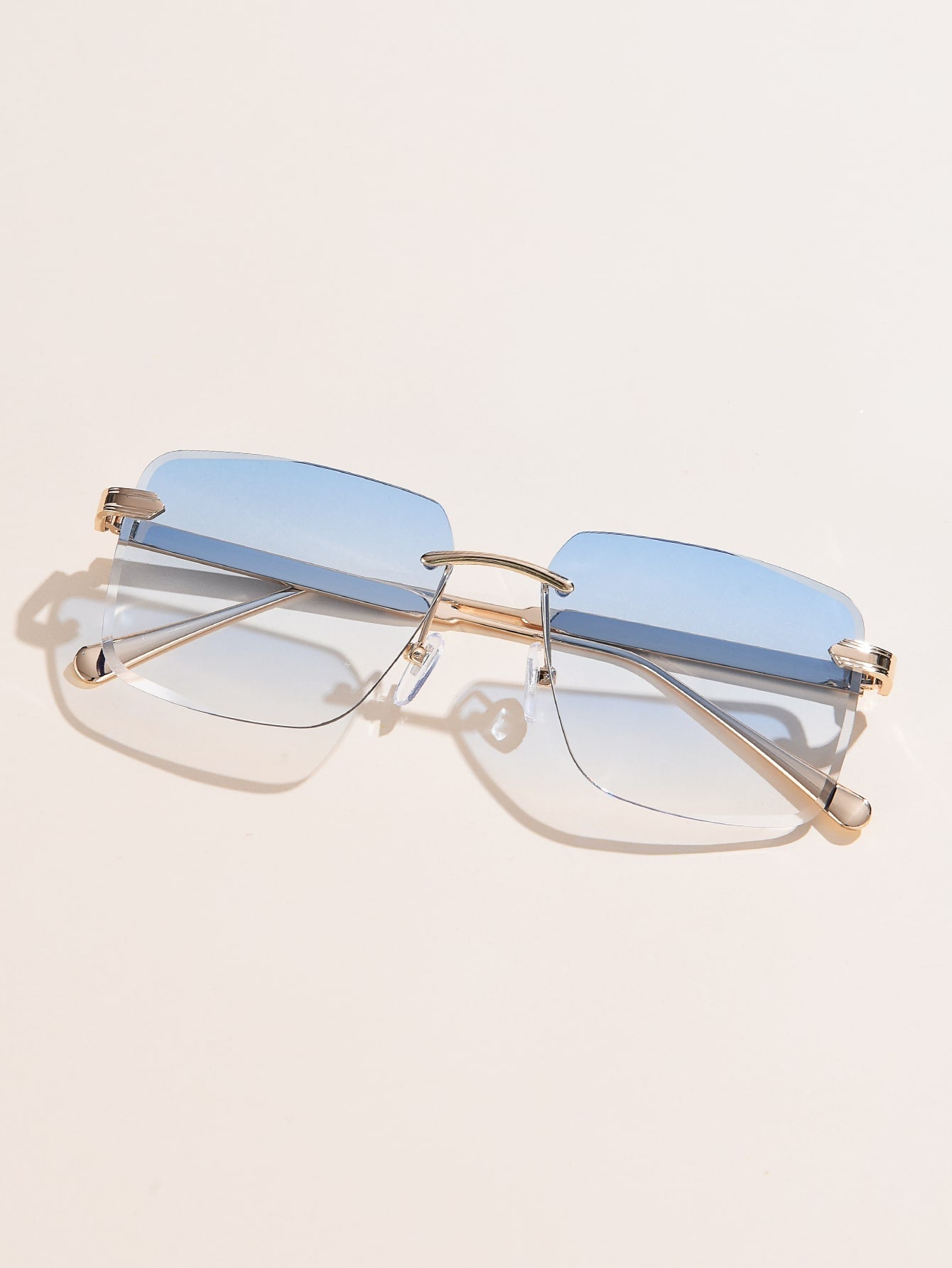 Ombre Lens Rimless Fashion Glasses for a Trendy Vintage Look