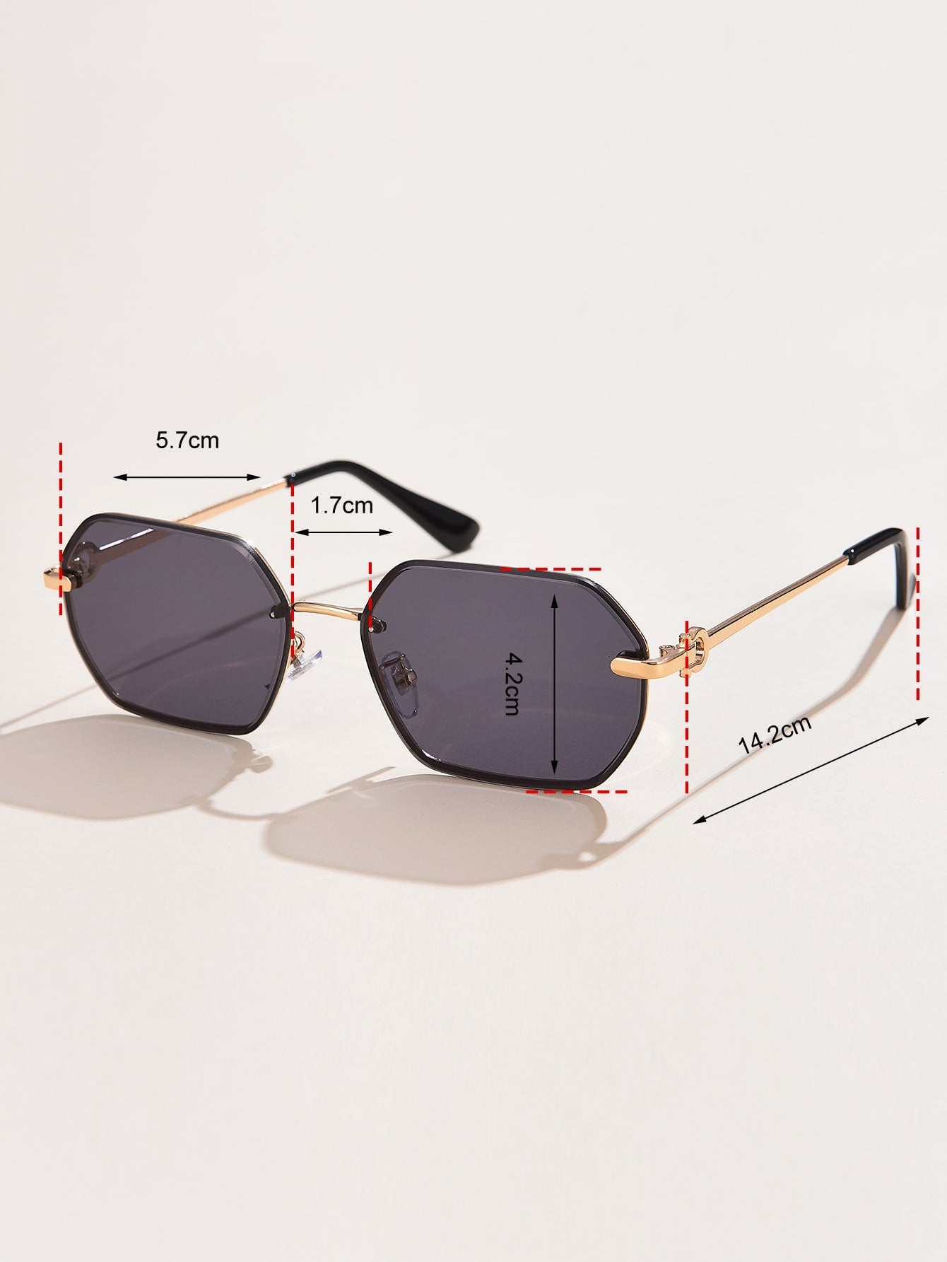 1pc Women's Multicolor Gradient Polygon Shaped Metallic Sunglasses, Suitable For Daily Wear With Glasses Case