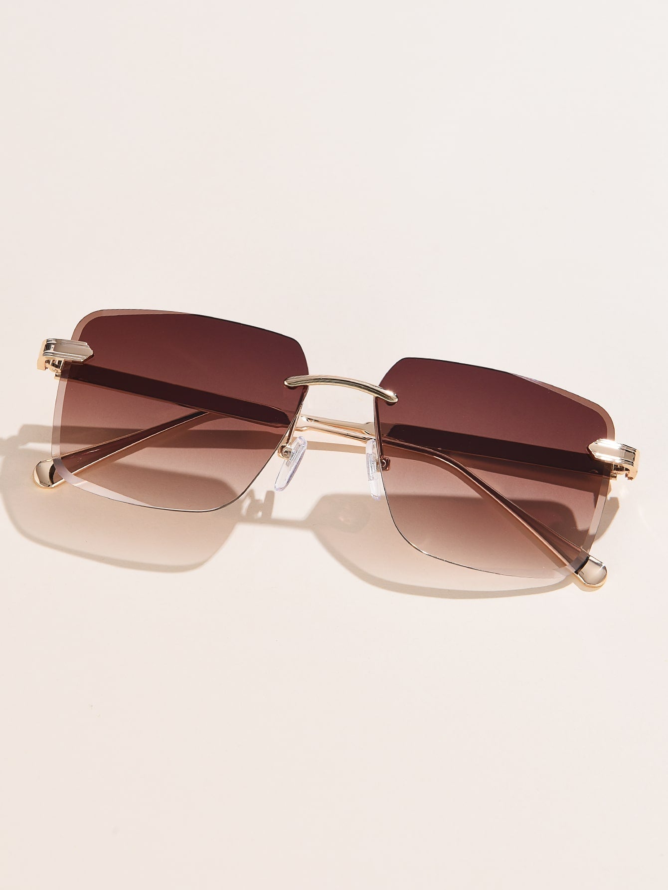 Ombre Lens Rimless Fashion Glasses for a Trendy Vintage Look