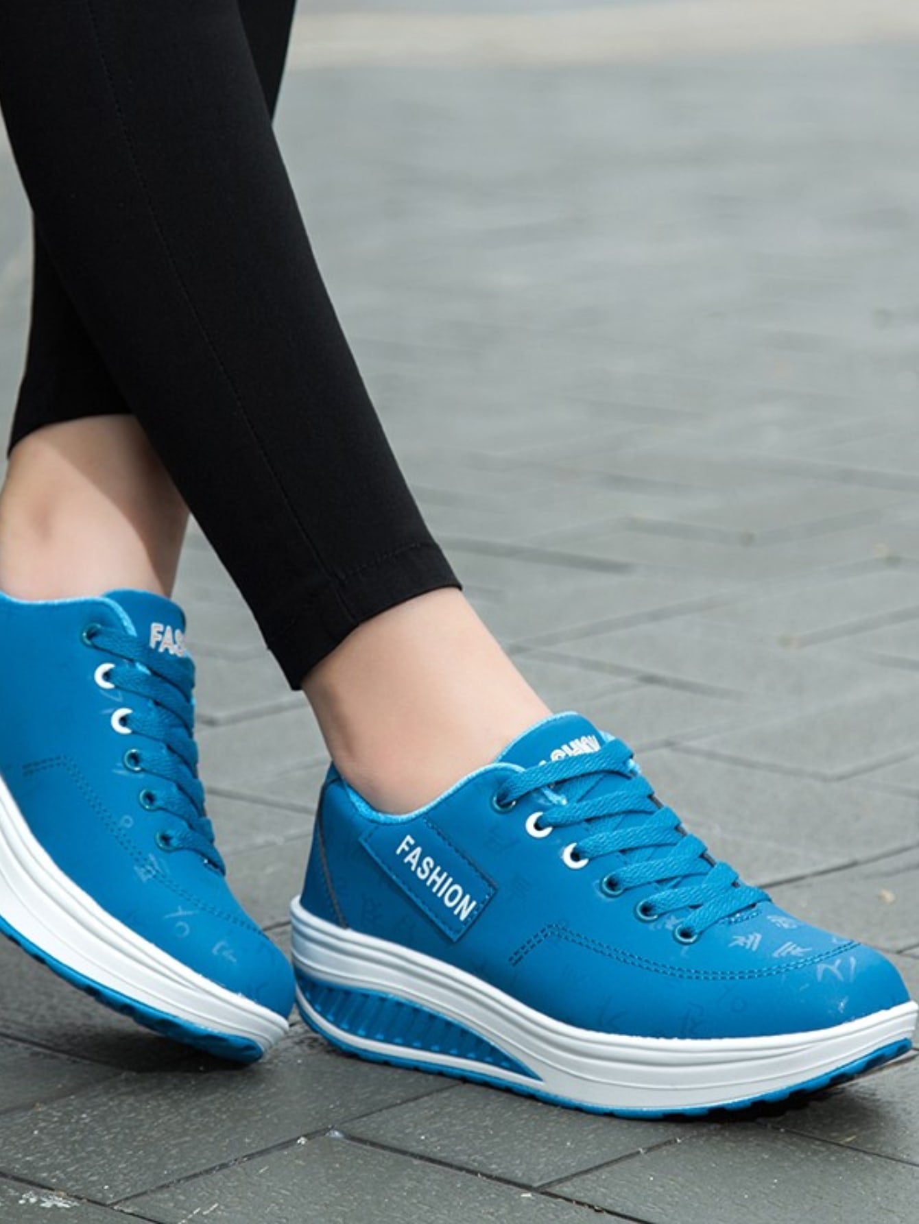 Women Letter Graphic Rocking Shoes, Lace Up Front Sporty Sneakers