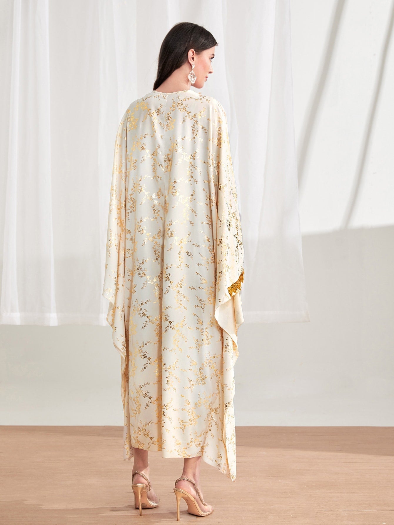 Najma Gold Floral Print Contrast Trim Batwing Sleeve Kaftan