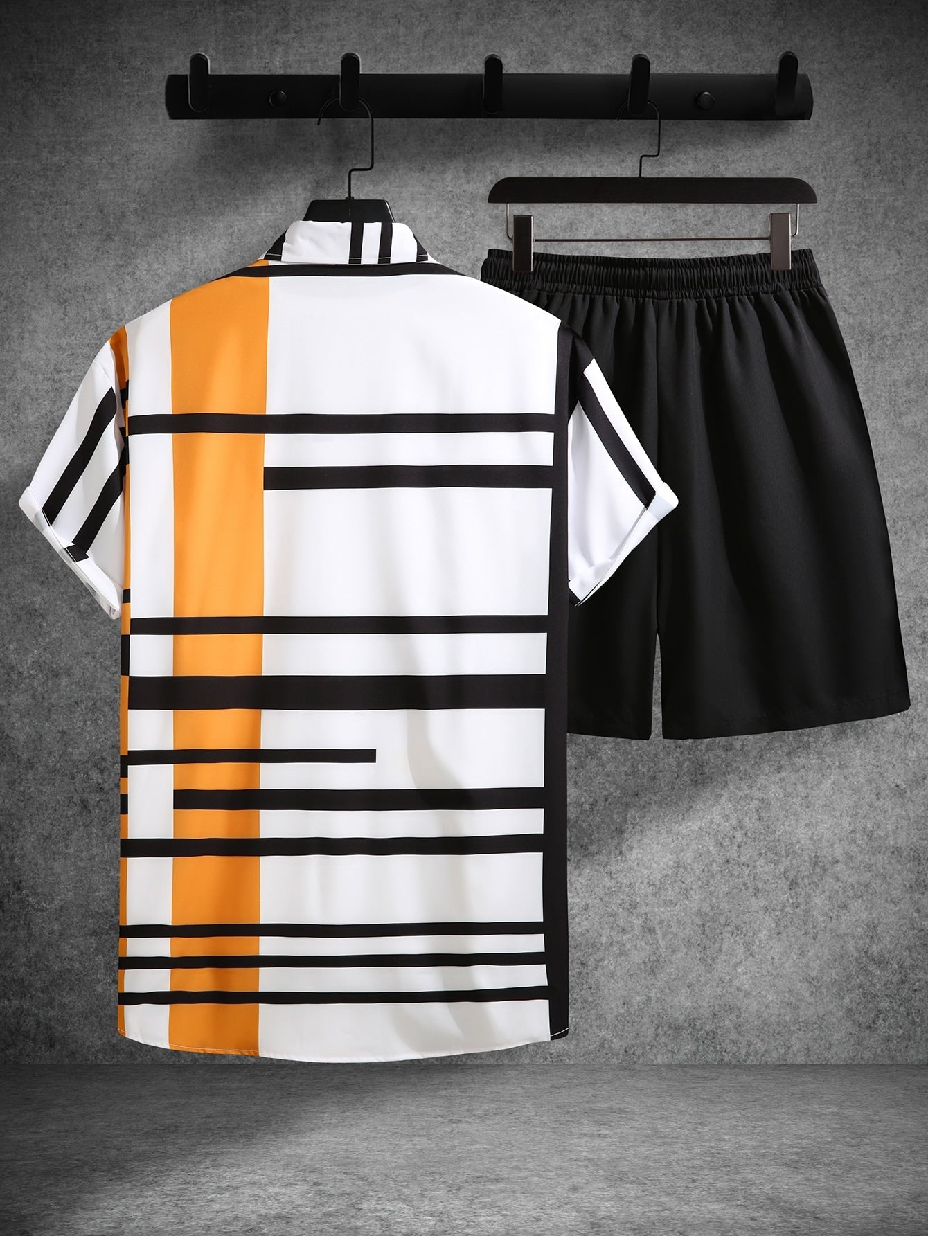 Manfinity Homme Men's Striped Contrasting Two-piece Set