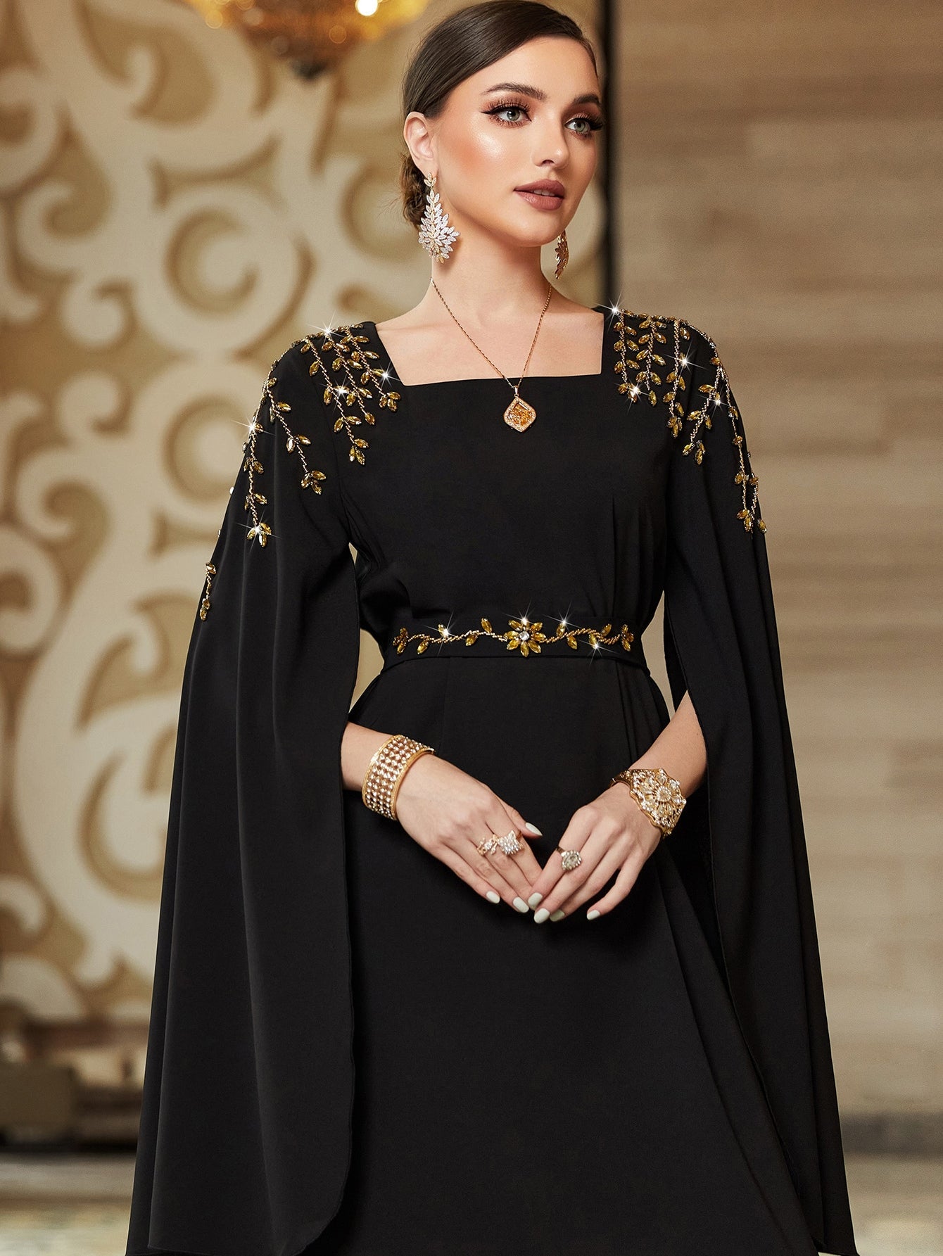 Najma Floral Embroidery Cloak Sleeve Kaftan