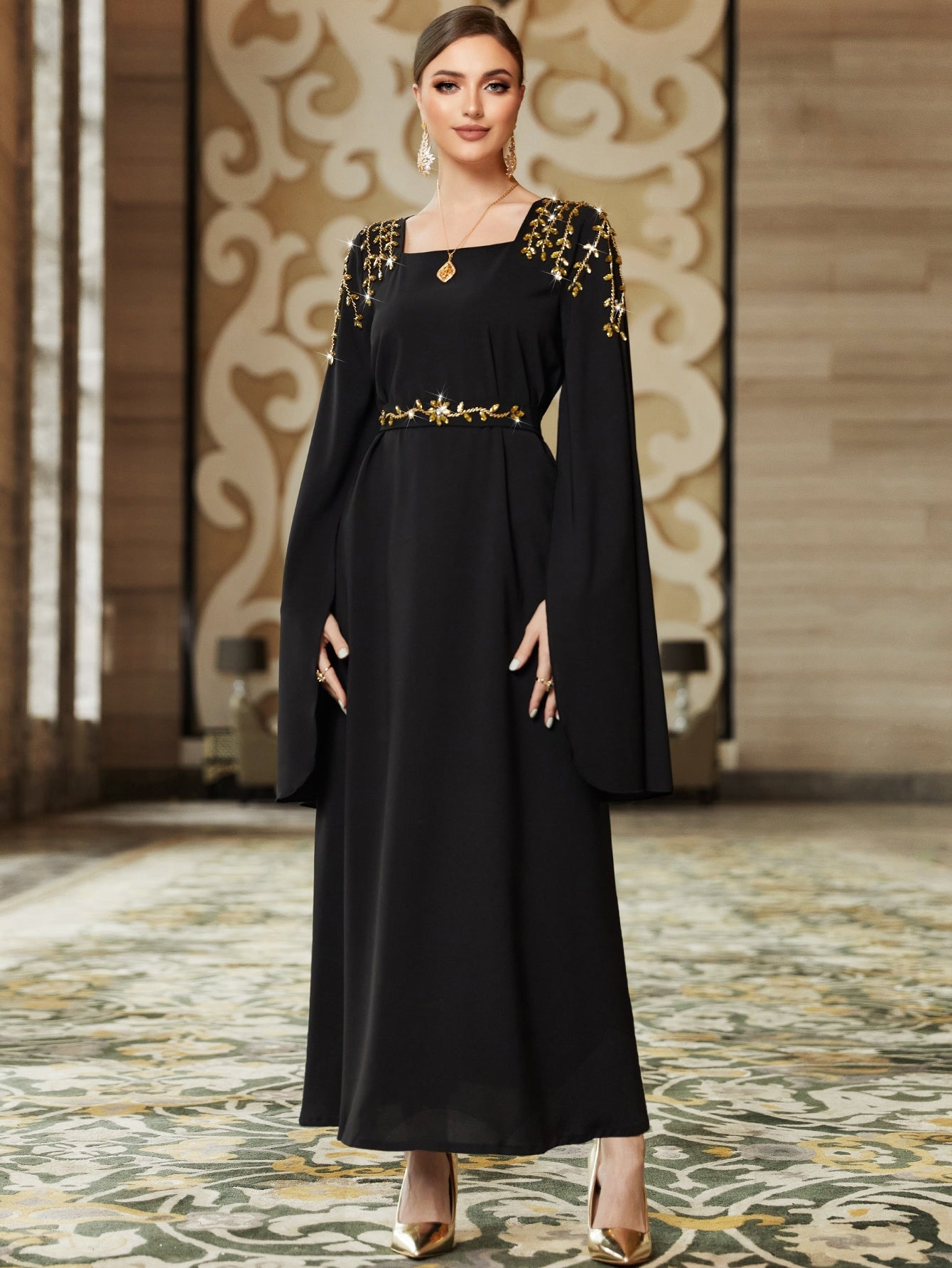 Najma Floral Embroidery Cloak Sleeve Kaftan