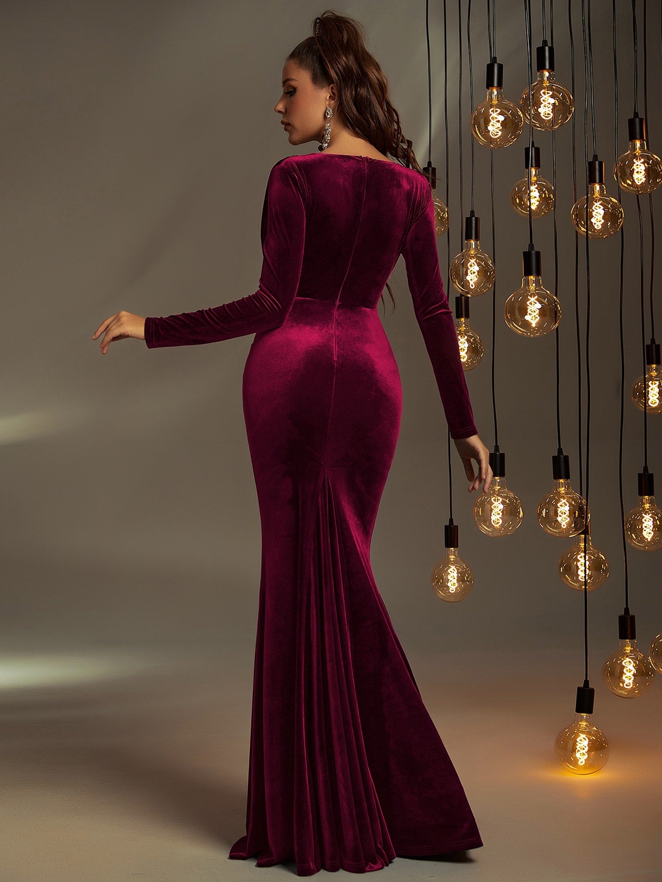 Plunging Neck Mermaid Hem Velvet Prom Dress