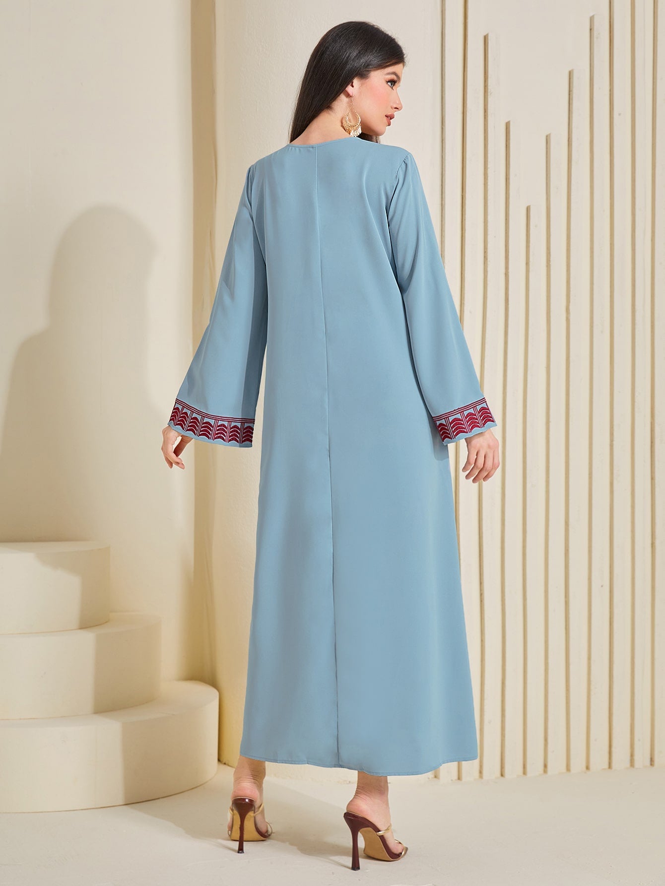 Najma Embroidery V-neck Kaftan Dress