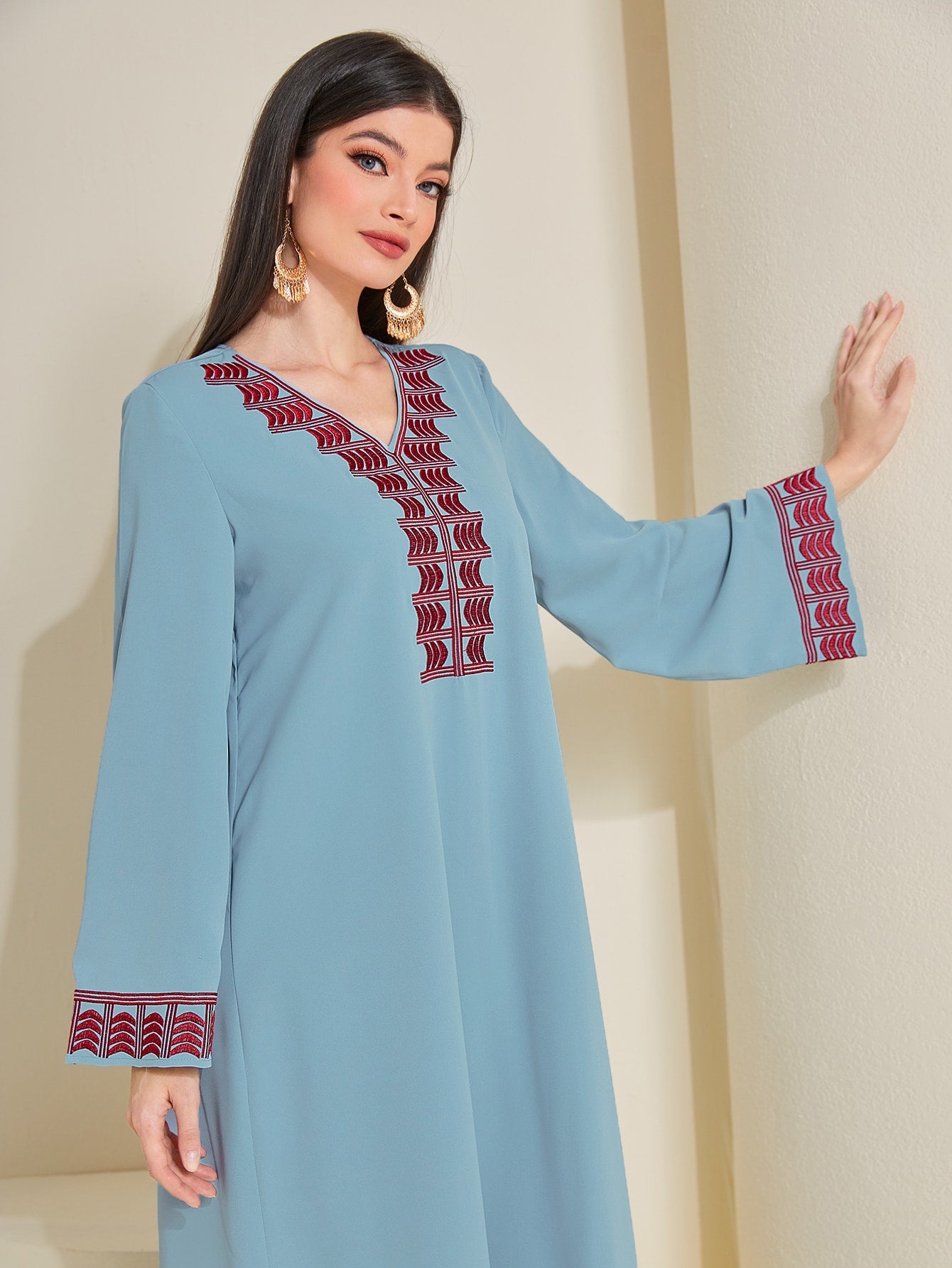 Najma Embroidery V-neck Kaftan Dress