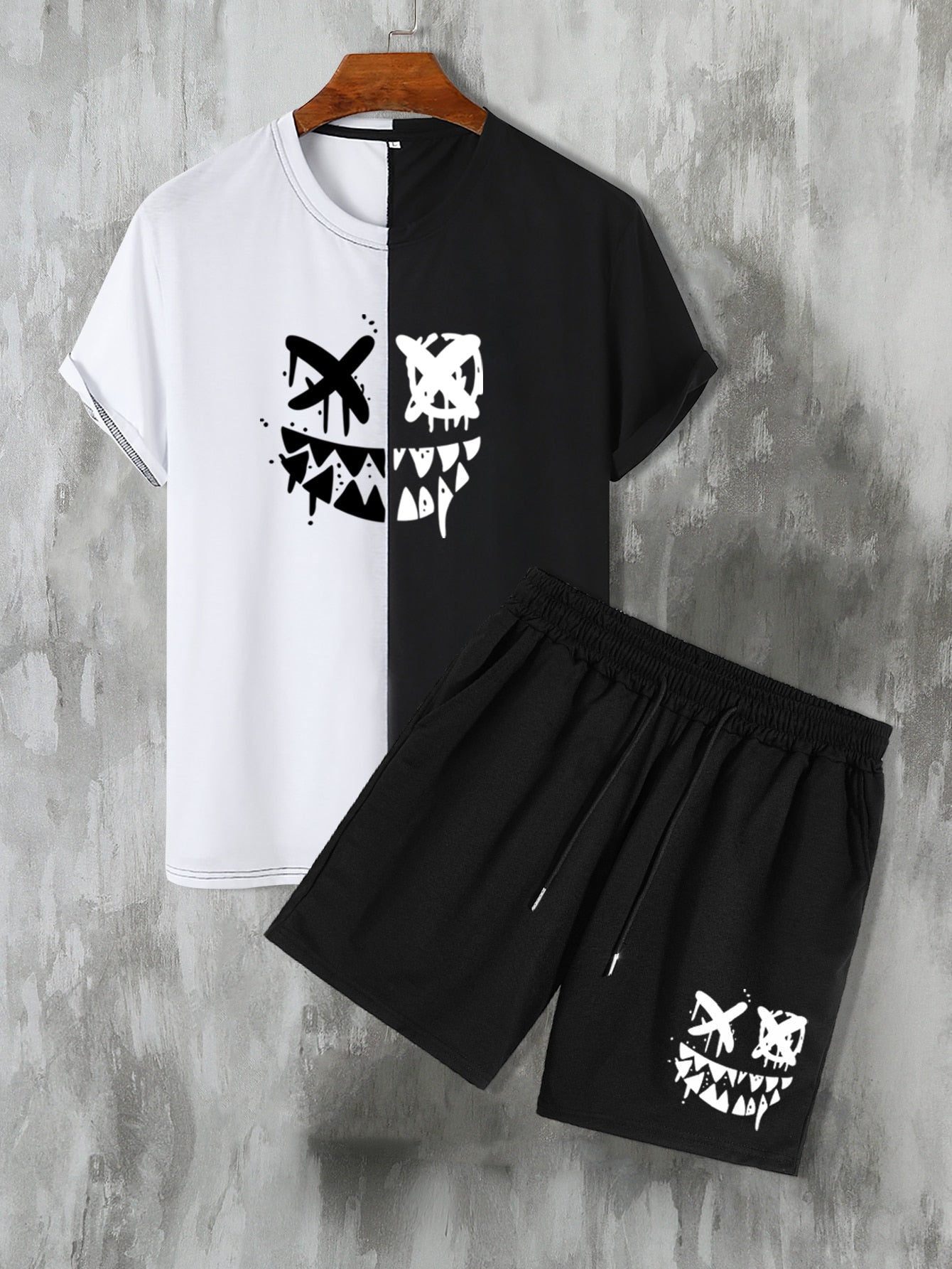 Manfinity LEGND Men Cartoon Graphic Two Tone Tee & Drawstring Waist Shorts