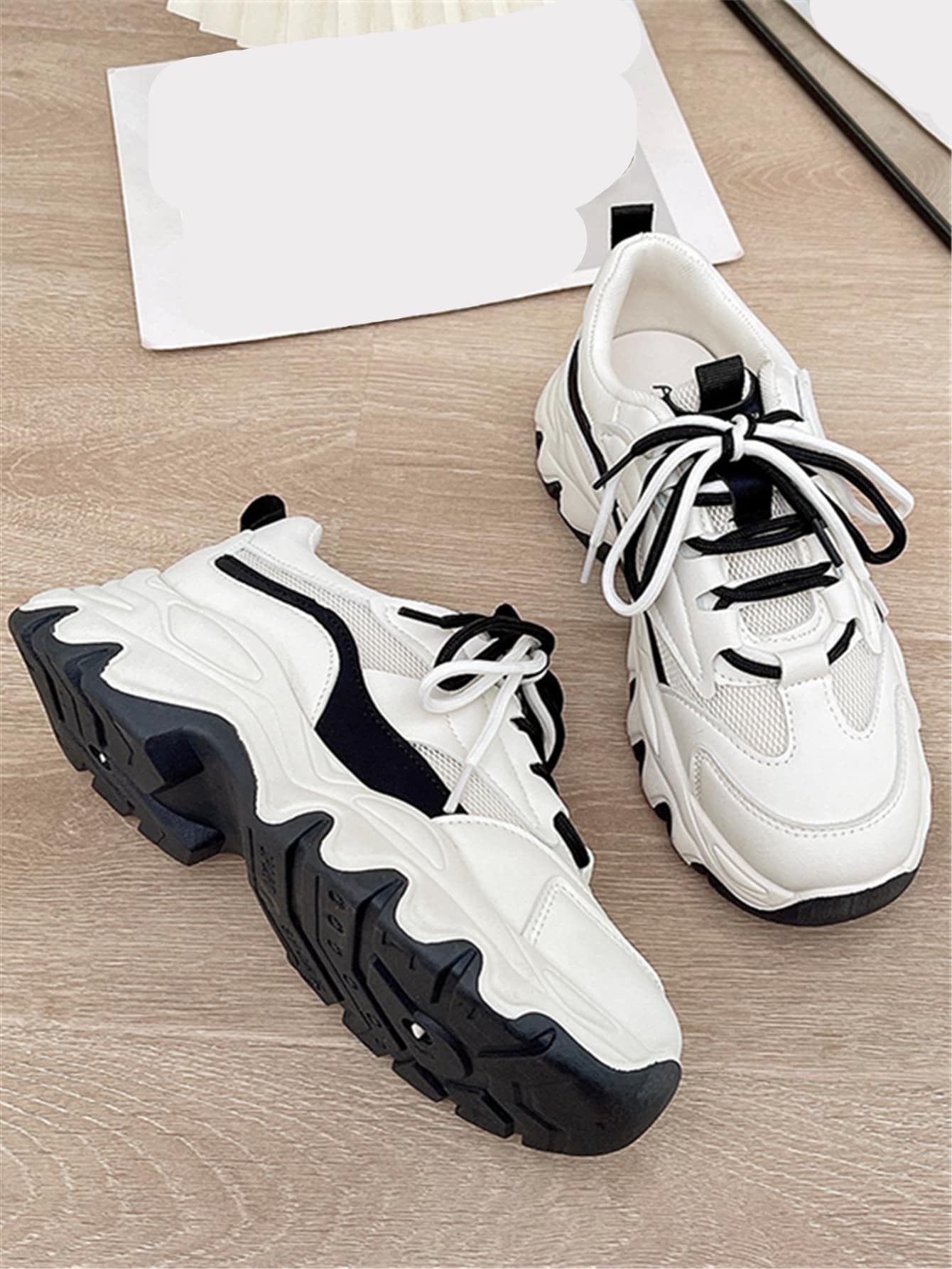 Women Two Tone Lace-up Front Sports Shoes, Sporty Chunky Sneakers For Outdoor