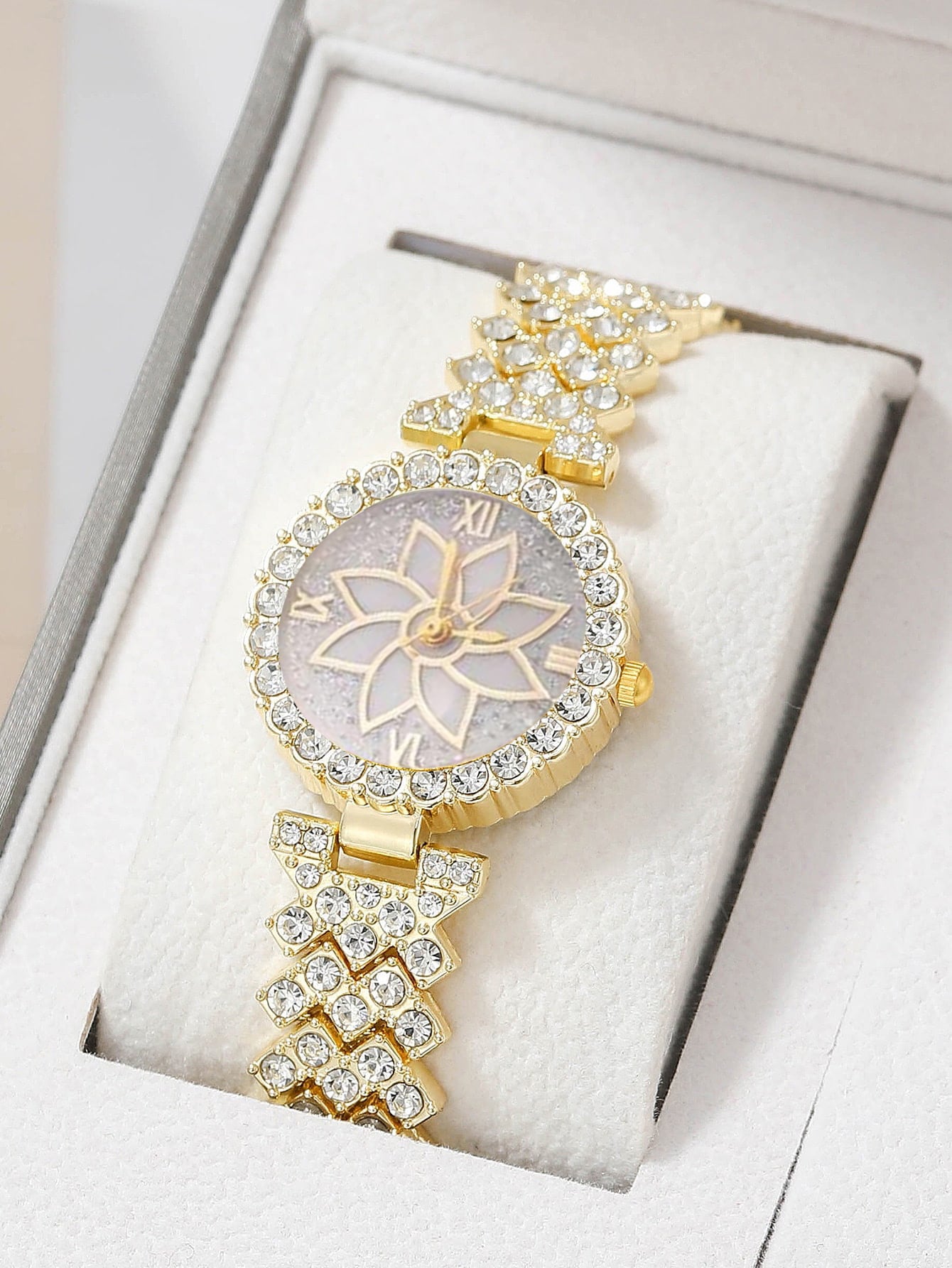 1pc Rhinestone Decor Quartz Watch & 5pcs Jewelry Set