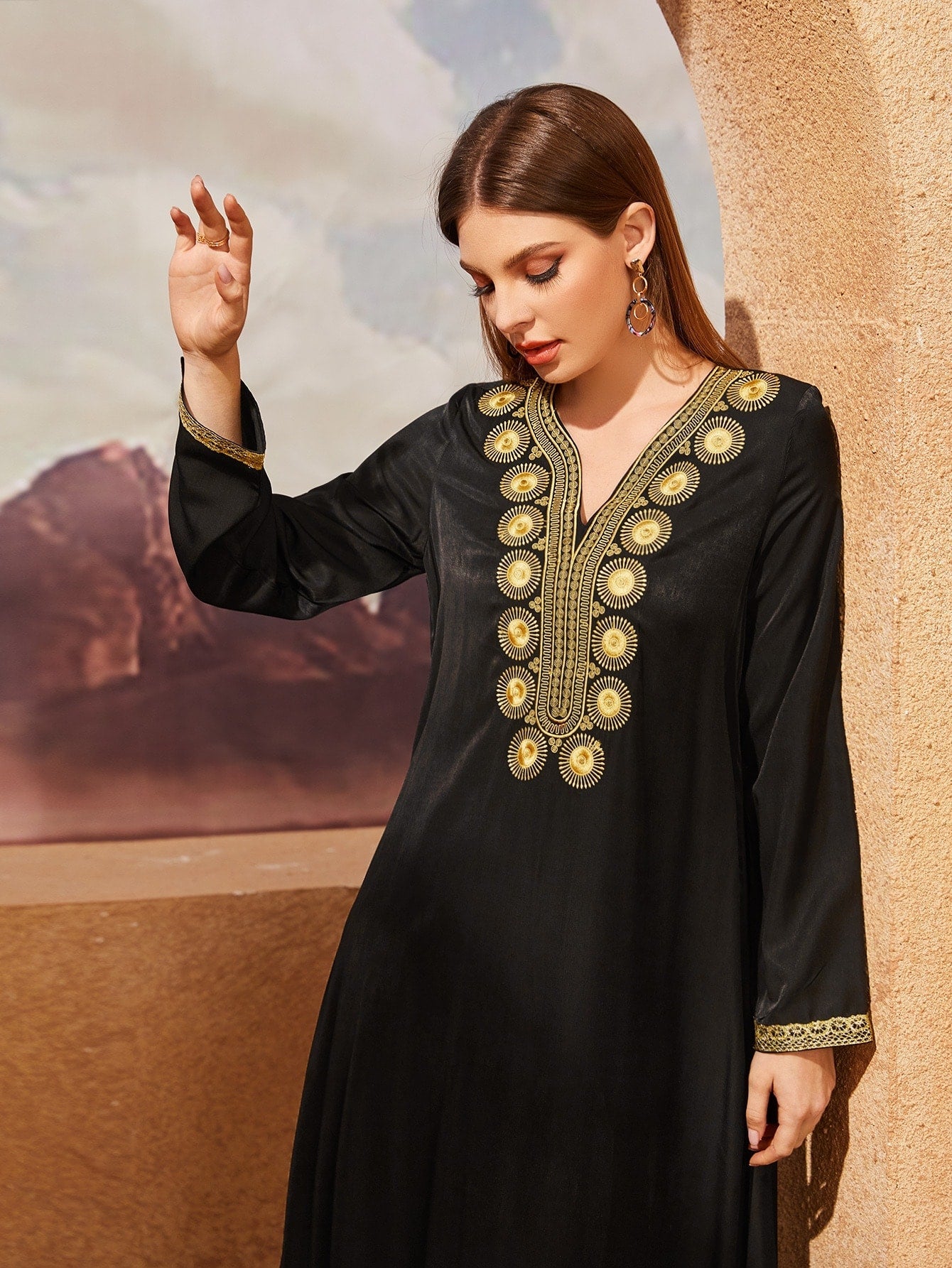 Najma Embroidery V Neck Kaftan