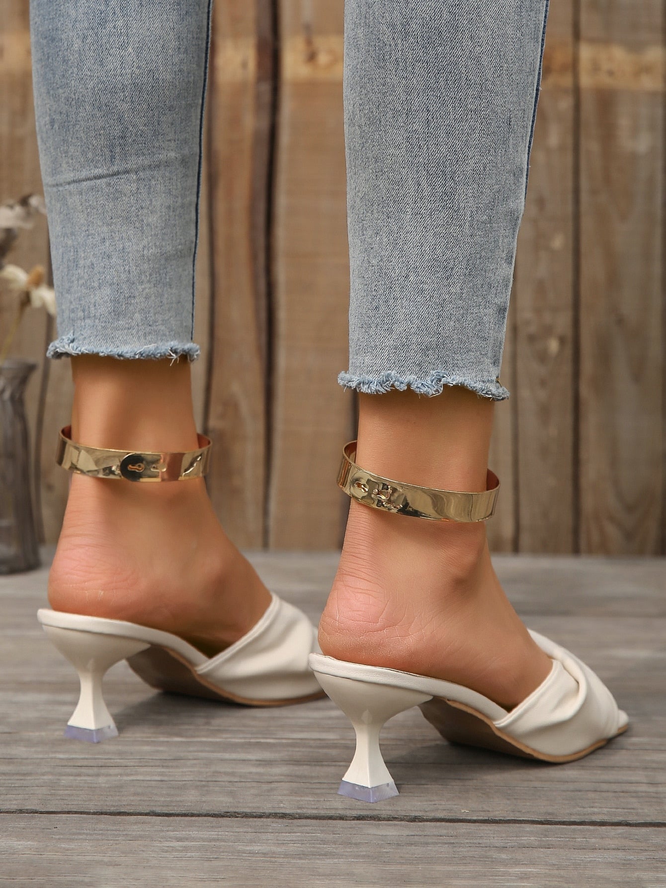 Women Twist Detail Pyramid Heeled Mule Sandals, Elegant Outdoor Heeled Sandals