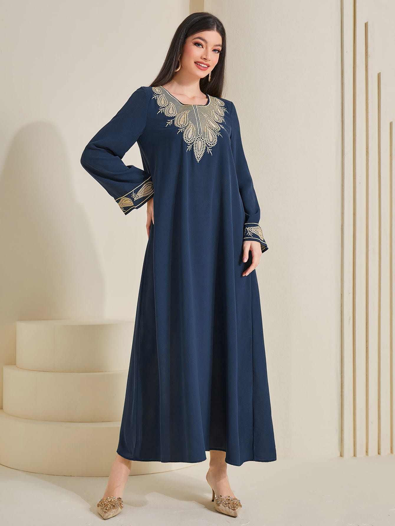 Najma Paisley & Plant Embroidered Kaftan