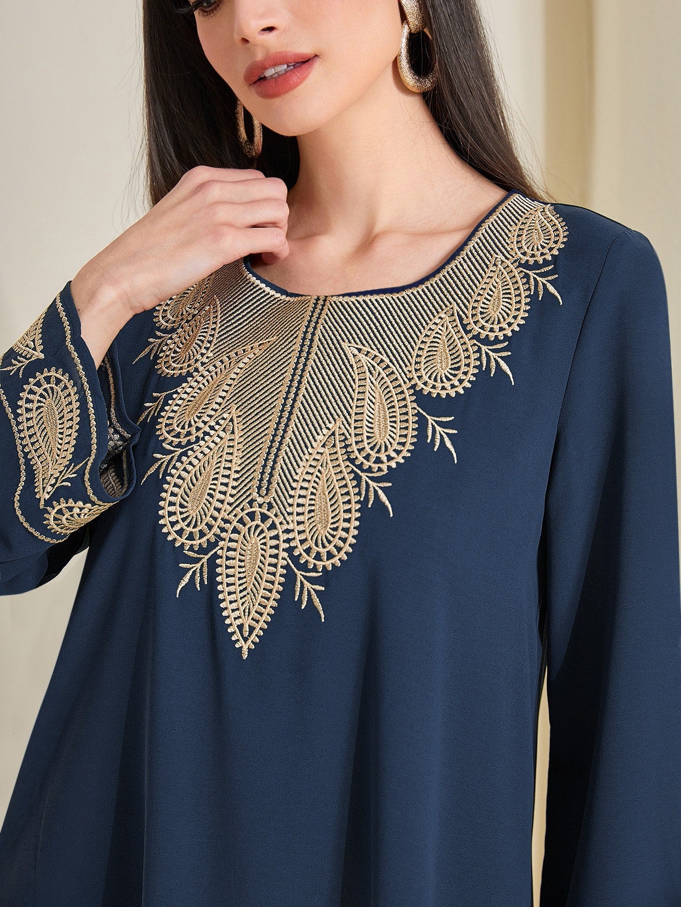 Najma Paisley & Plant Embroidered Kaftan