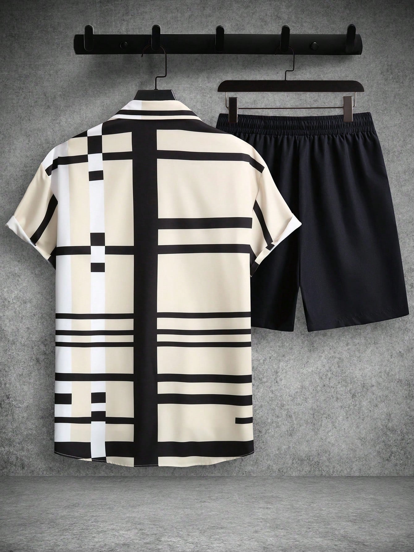 Manfinity Homme Men's Striped Contrasting Two-piece Set