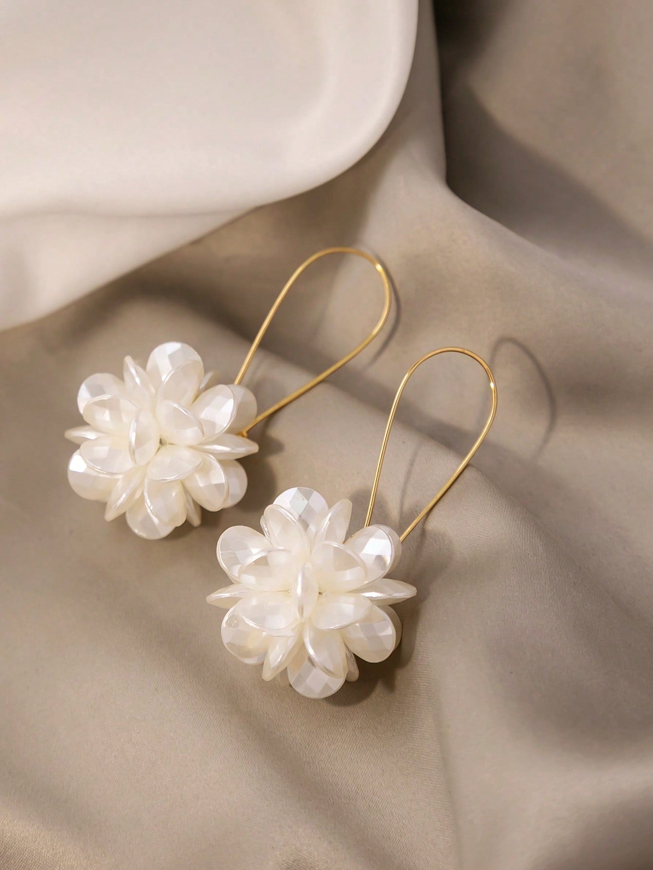 Flower Decor Drop Earrings