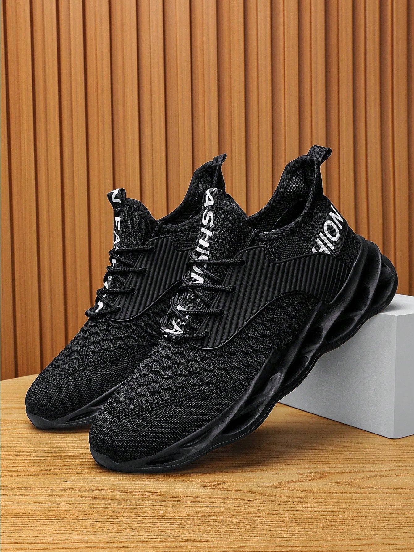 Men's Athletic Leisure Shoes