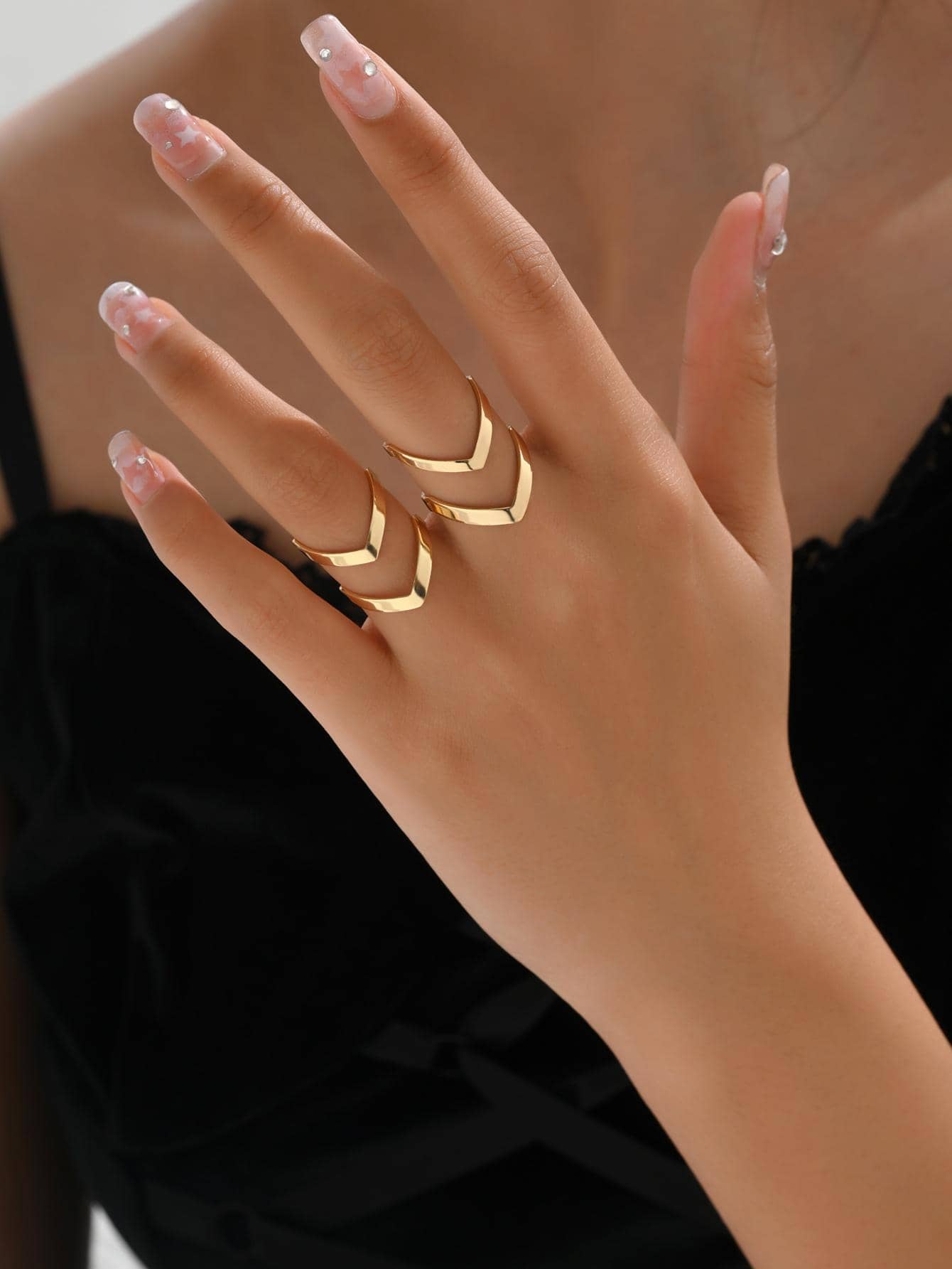 2pcs/set Simple Double Layered Letter V Shaped Open Ring For Women, Summer Party Decoration Gift Set