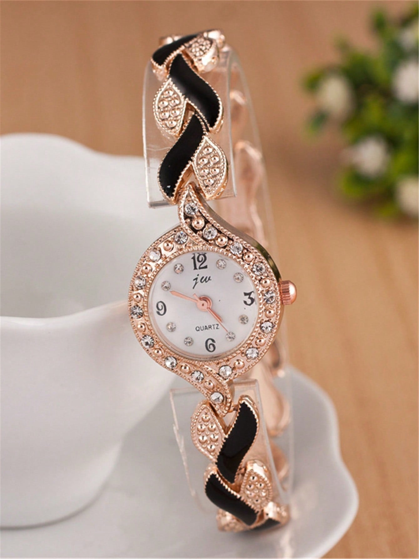 1pc Women Two Tone Heart Decor Stainless Steel Strap Glamorous Cubic Zirconia Decor Round Dial Quartz Watch & 4pcs Jewelry Set, For Daily Life