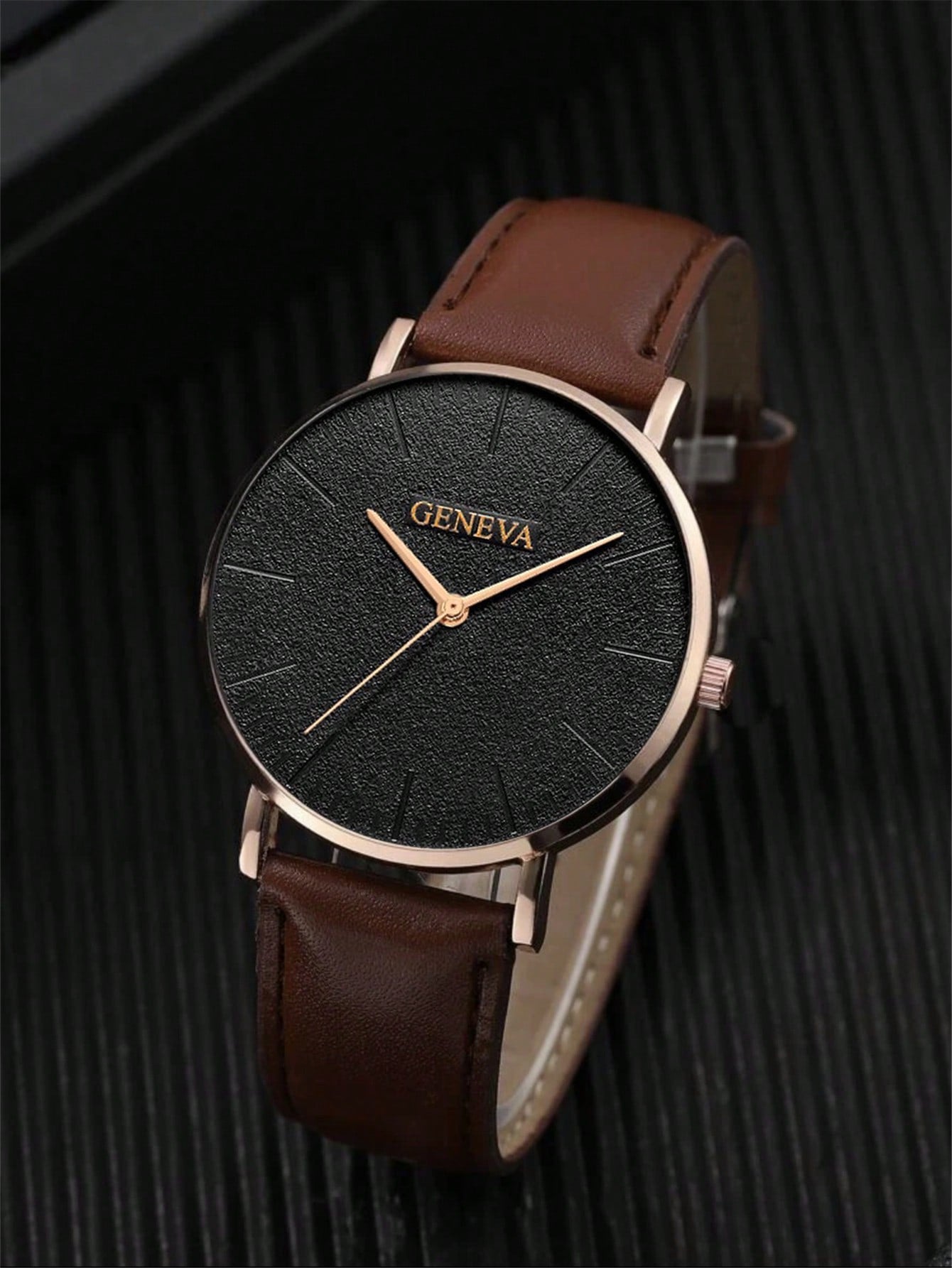 1pc Men Round Pointer Quartz Watch & 3pcs Bracelet