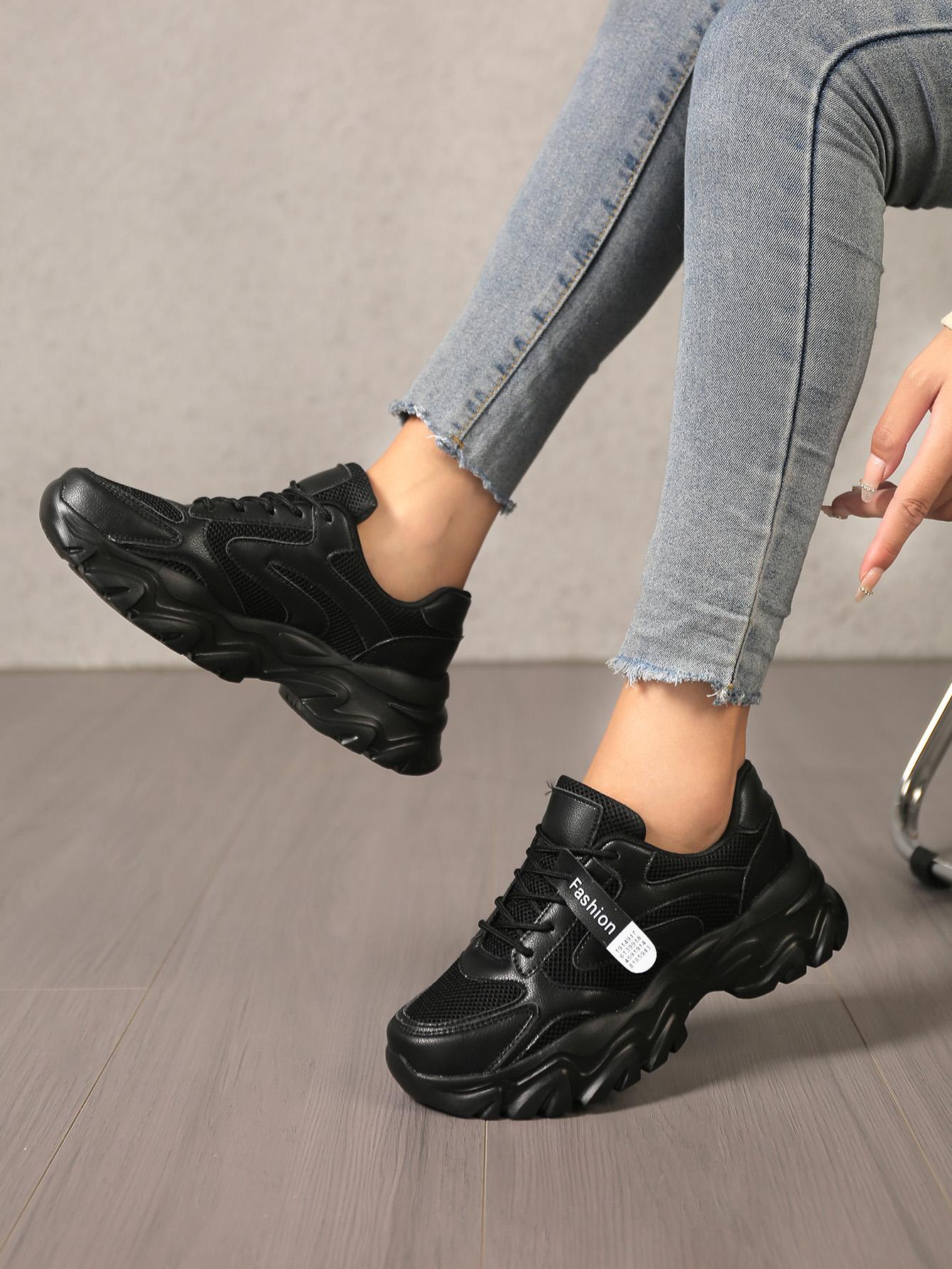 Women Letter Patch Decor Breathable Lace Up Sports Shoes, Sporty Outdoor Fabric Chunky Sneakers