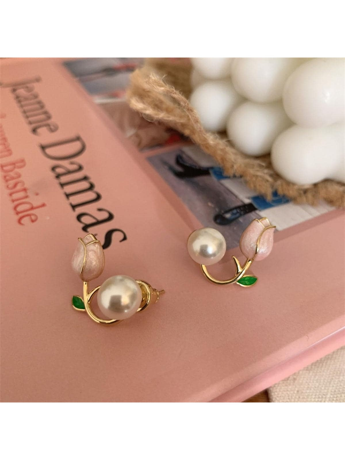 Rhinestone Fish Tail & Faux Pearl Decor Earring Jackets