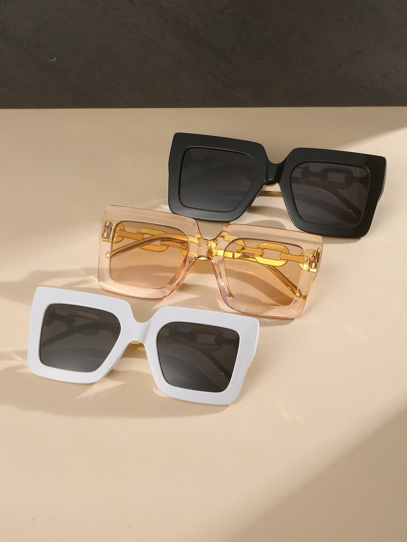 3pcs Plastic Frame Fashionable Sunglasses For Summer Beach