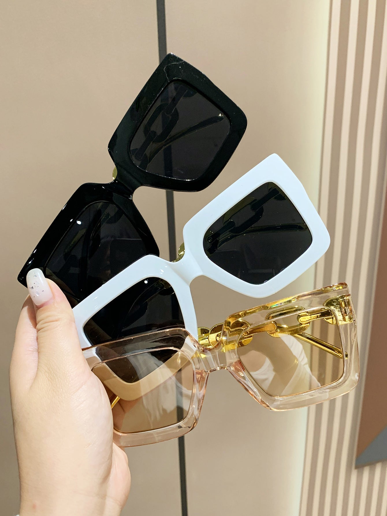 3pcs Plastic Frame Fashionable Sunglasses For Summer Beach