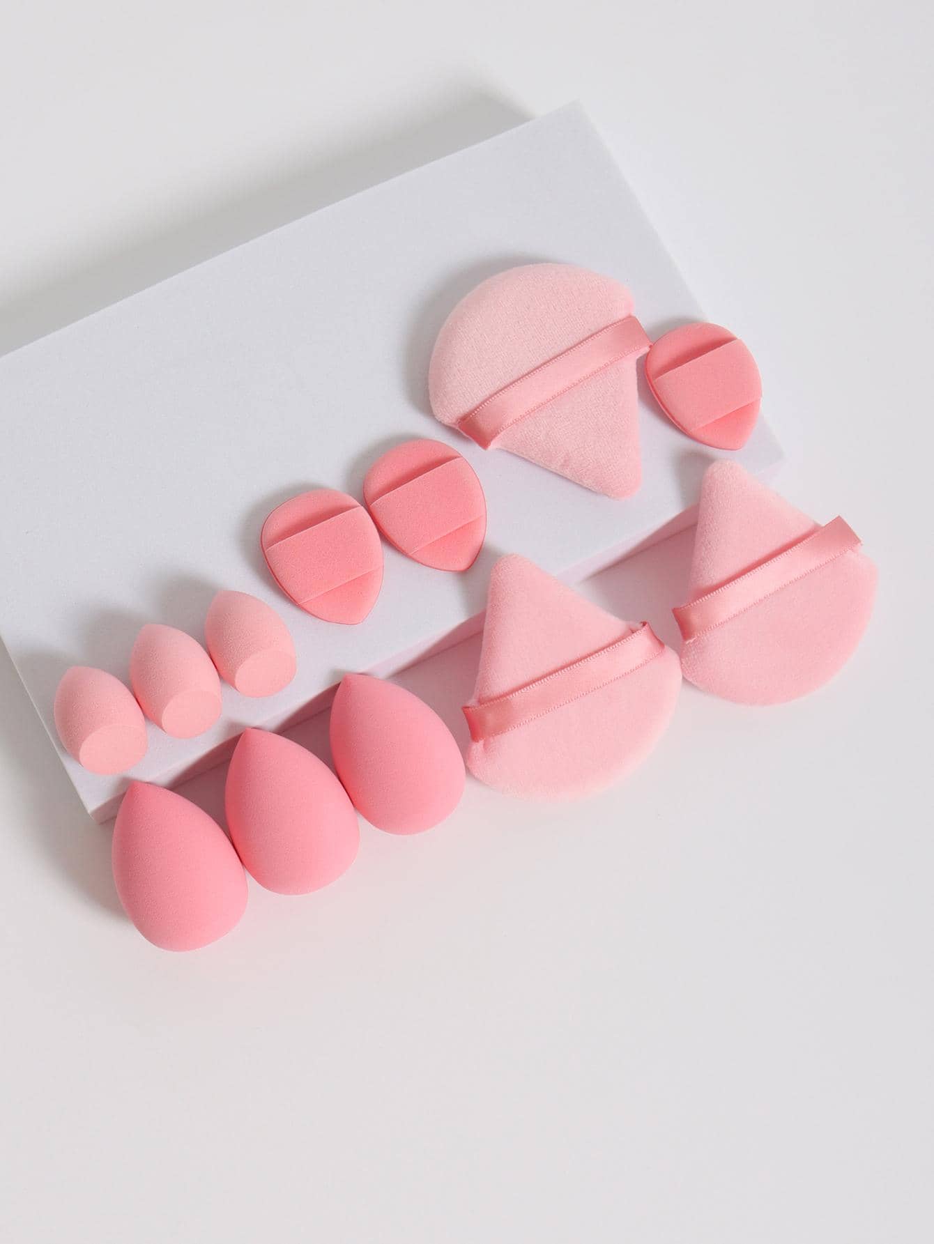 12pcs All-purpose Makeup Sponges Set Consisting Of 3 Triangular Powder Puffs, 3 Mini Air Cushion Powder Puffs, 3 Water Drop Shaped Beauty Blenders, And 3 Mini Beauty Blenders. Suitable For Liquid Foundation, Powder Foundation, And Concealer Cream. Suitabl