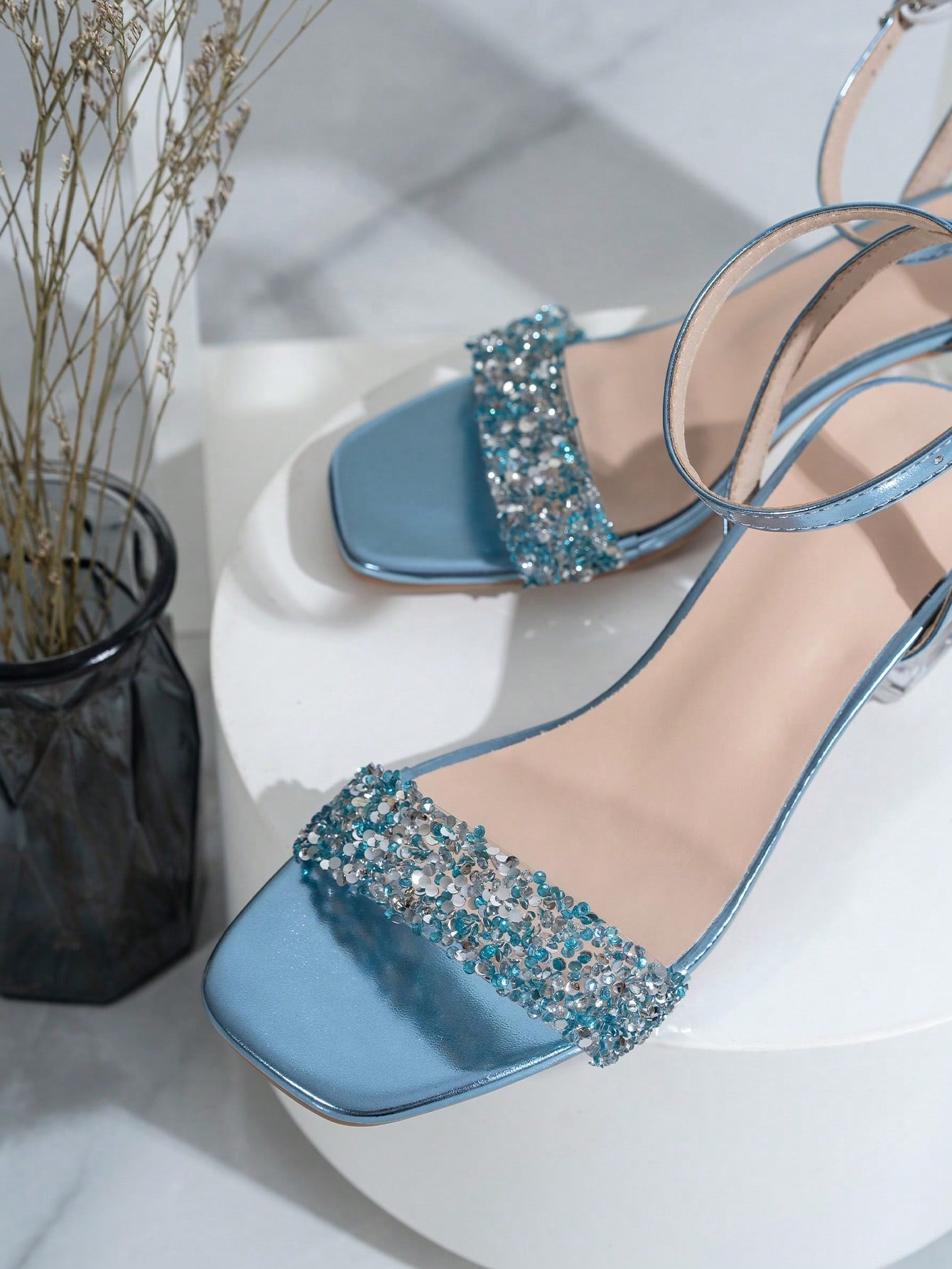 Fashionable & Elegant High Heel Sandals For Women With Crystal Heels And Rhinestone Decoration