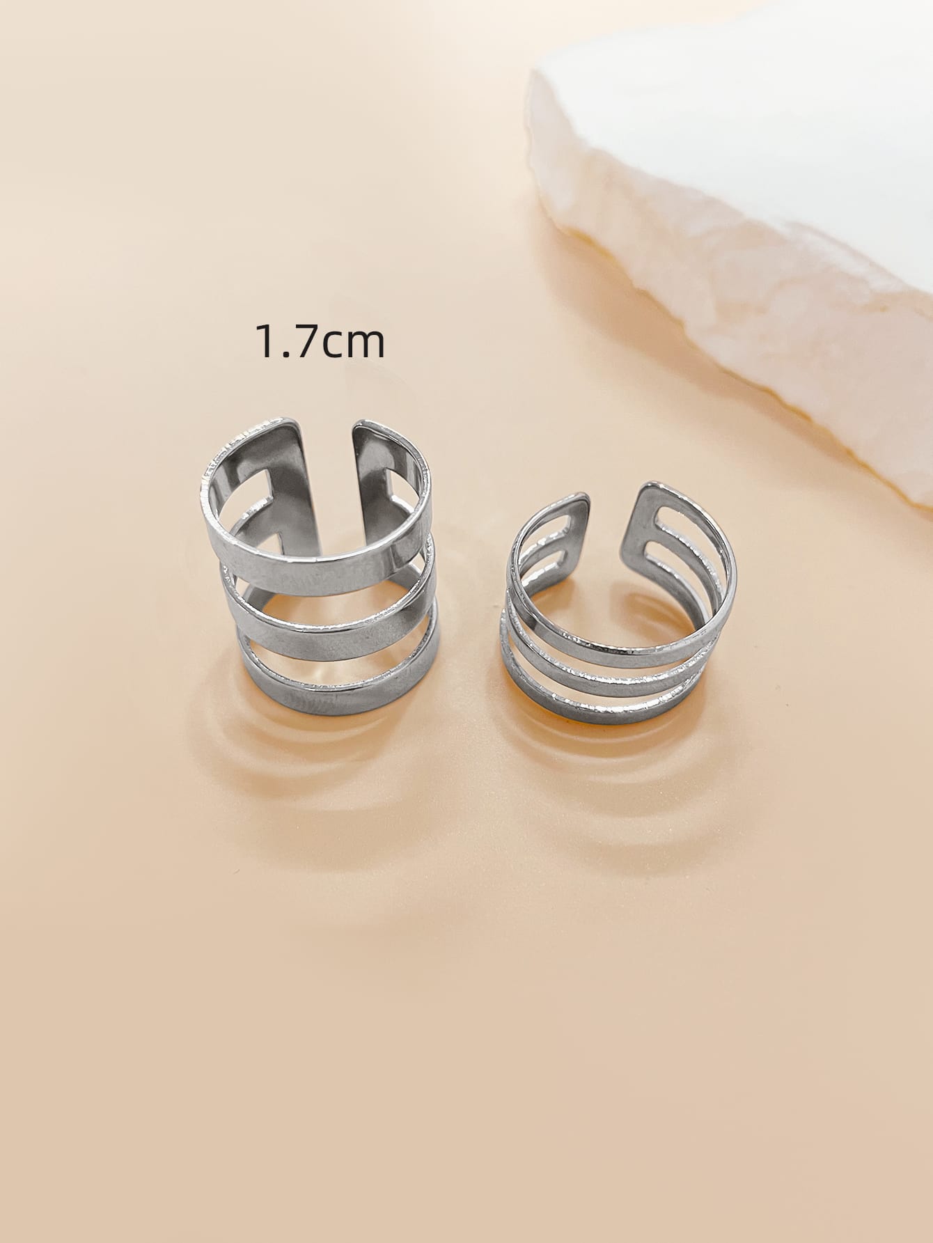 2pcs/set Simple Double Layered Letter V Shaped Open Ring For Women, Summer Party Decoration Gift Set