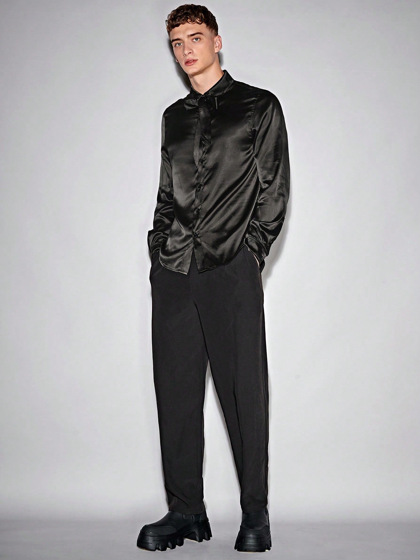 Manfinity Homme Men Solid Slant Pocket Suit Pants