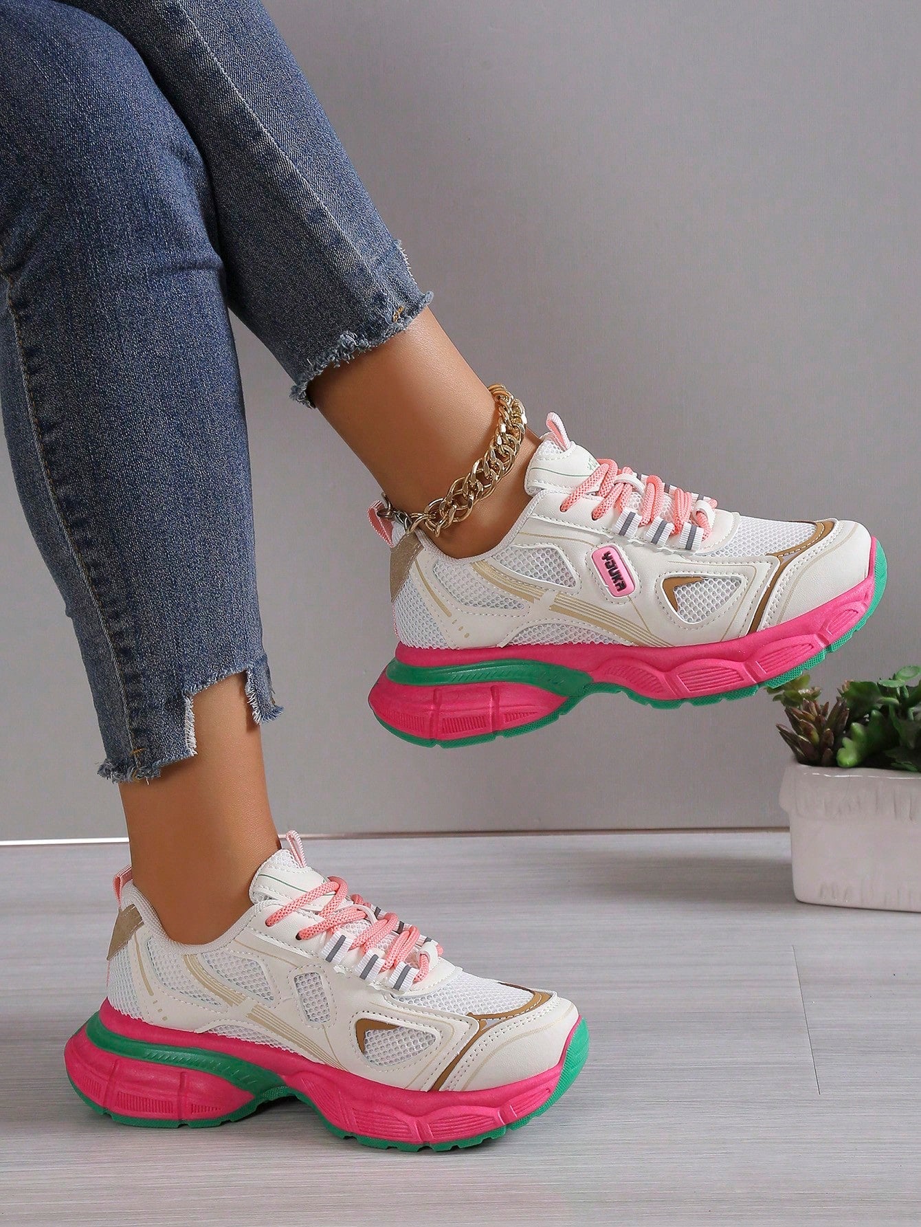 Women's Fashionable And Comfortable Chunky Sneakers For Outdoor Wear