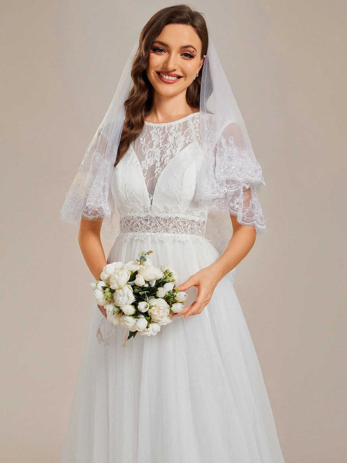 EVER-PRETTY Guipure Lace Insert Mesh Maxi Wedding Dress Without Veil