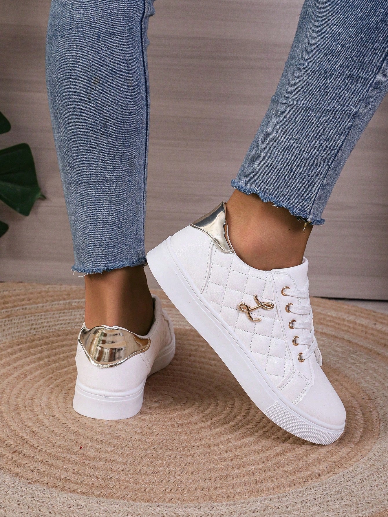 New Spring Autumn Lace-up Women's Sports Shoes, Casual Fashionable Classic Sneakers For Students