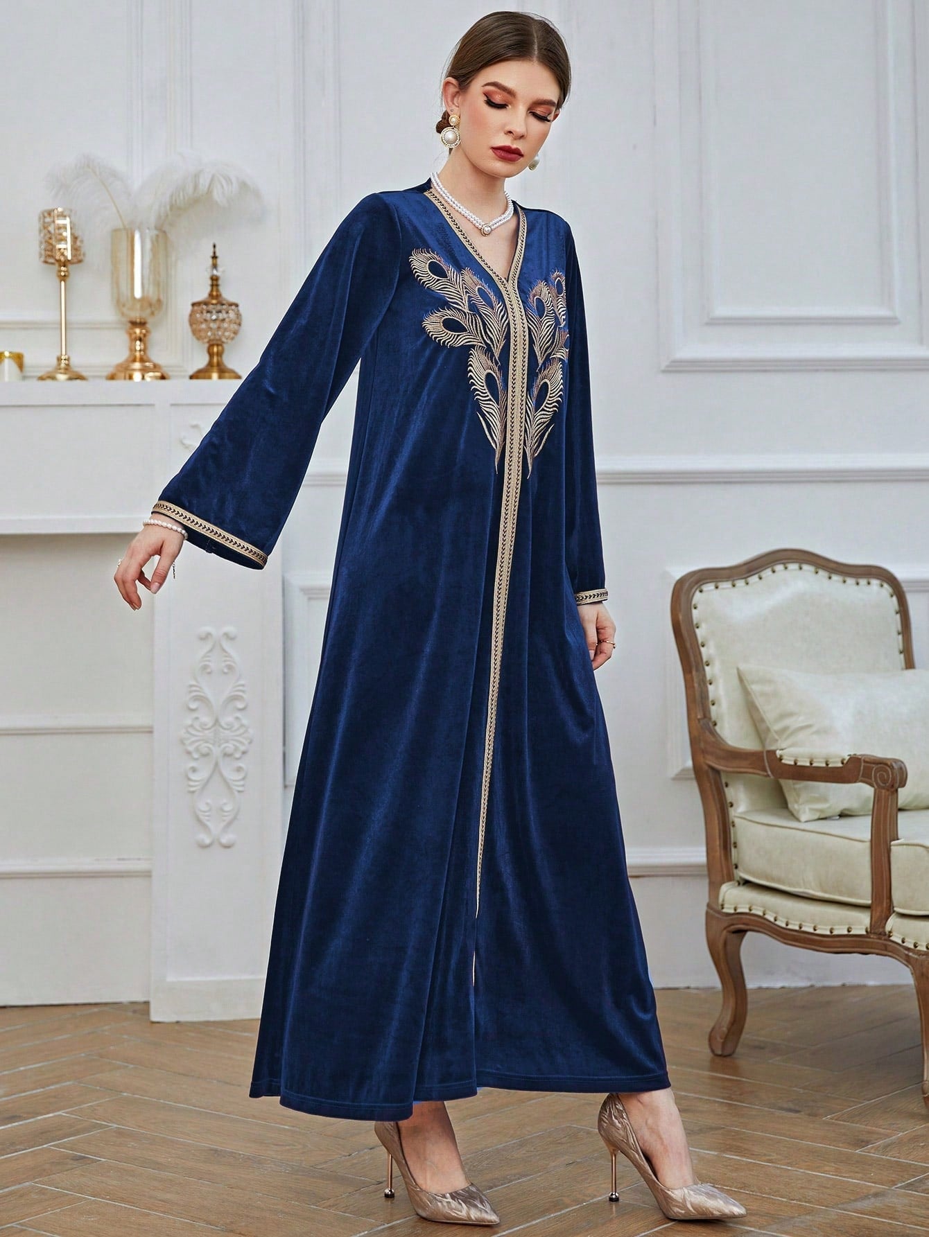 Embroidery Contrast Trim Belted Kaftan Dress