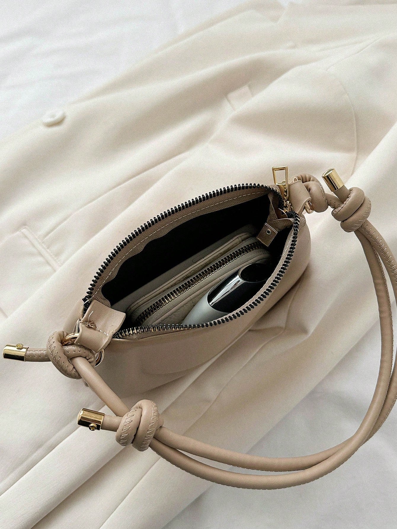 New women's mini shoulder bag simple solid color versatile small square bag Knotted Strap Shoulder Bag Solid Color Zipper Underarm Bag PU Leather Stylish Trendy Bag