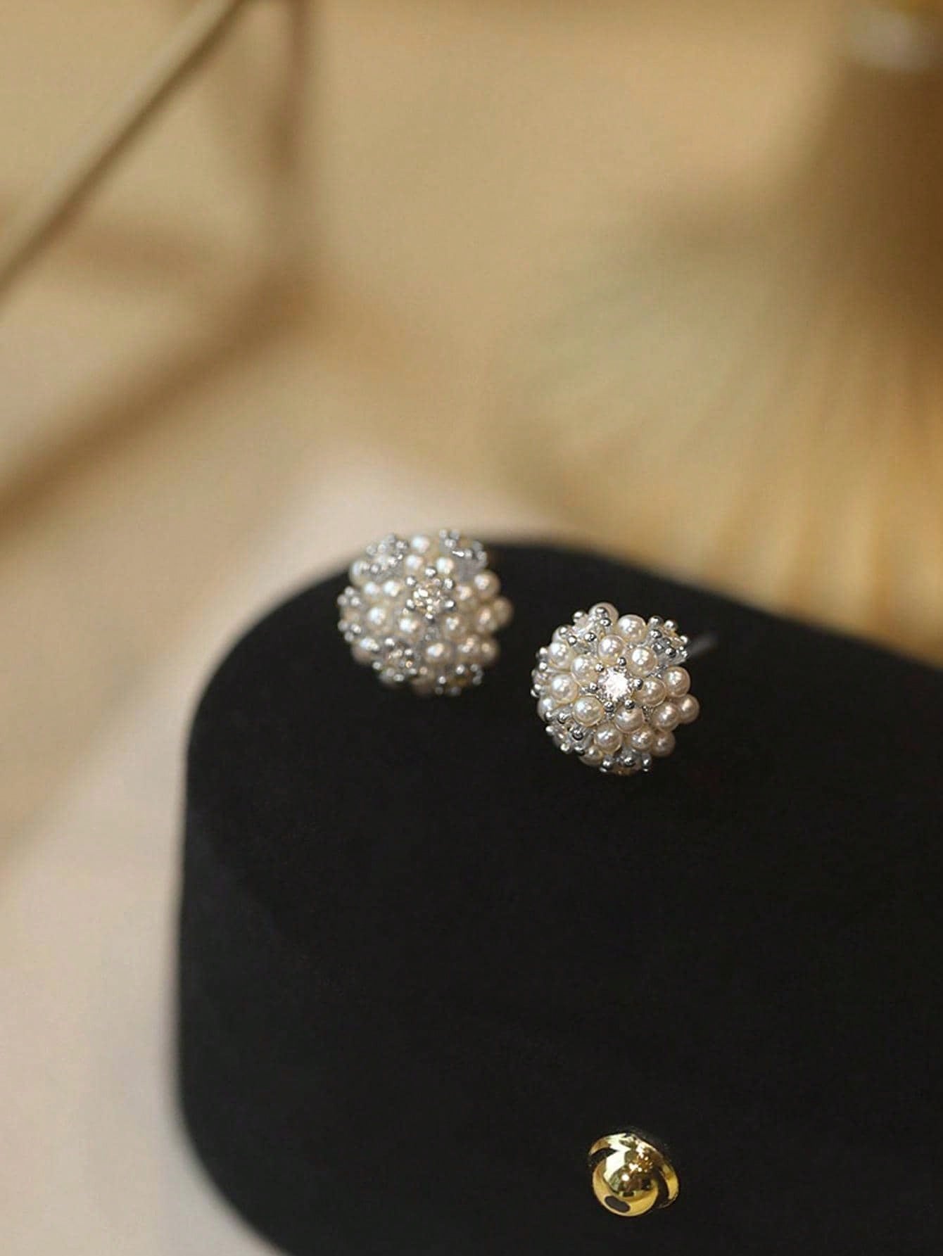 Faux Pearl Decor Stud Earrings