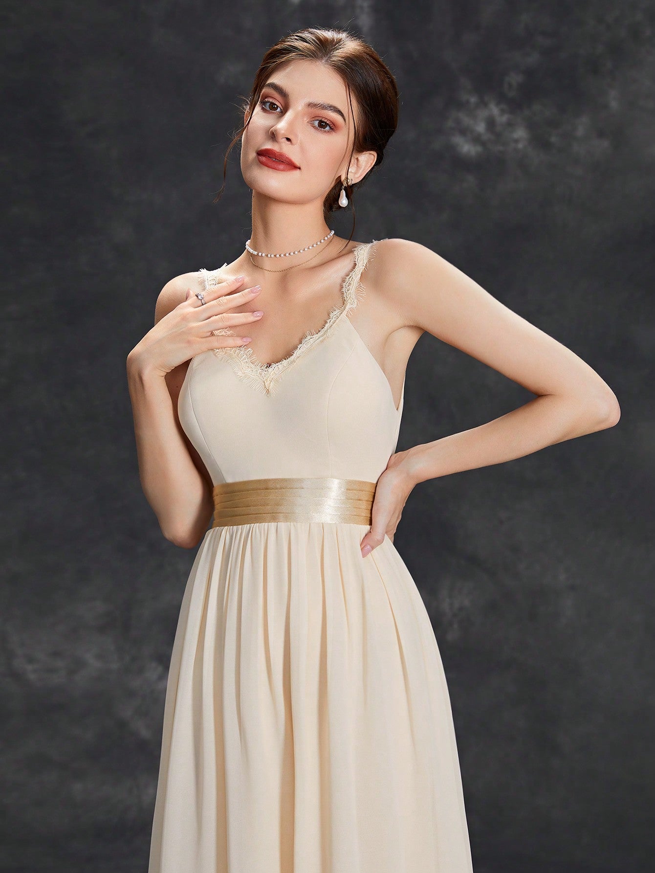 Contrast Waist Chiffon Bridesmaid Dress