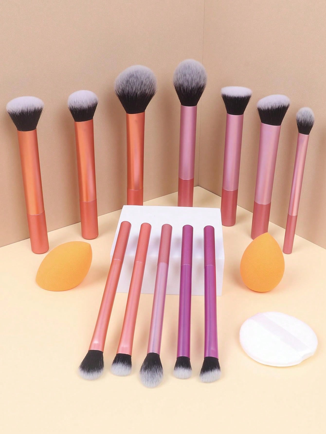 15pcs Multi-functional Makeup Brush Set Including Large Powder Brush, Blush Brush, Contour Brush, Foundation Brush, Concealer Brush, Eyeshadow Brush, Smudge Brush, Nose Shadow Brush, Blending Brush, Highlight Brush And More + 1pc Diagonal Cut Beauty Spong